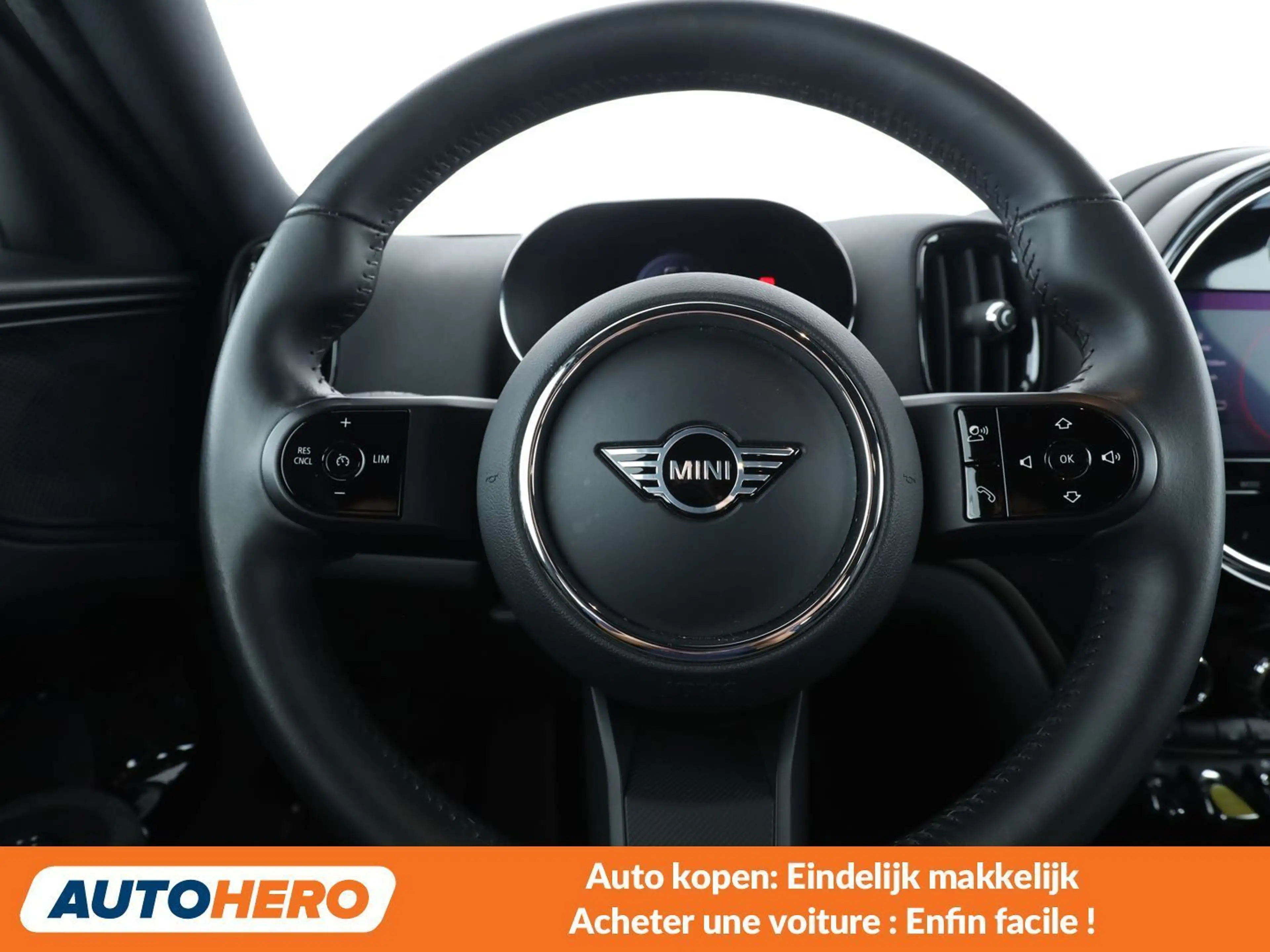 MINI Cooper SE Countryman Cooper S E Hybrid ALL4 Classic Trim — photo 5