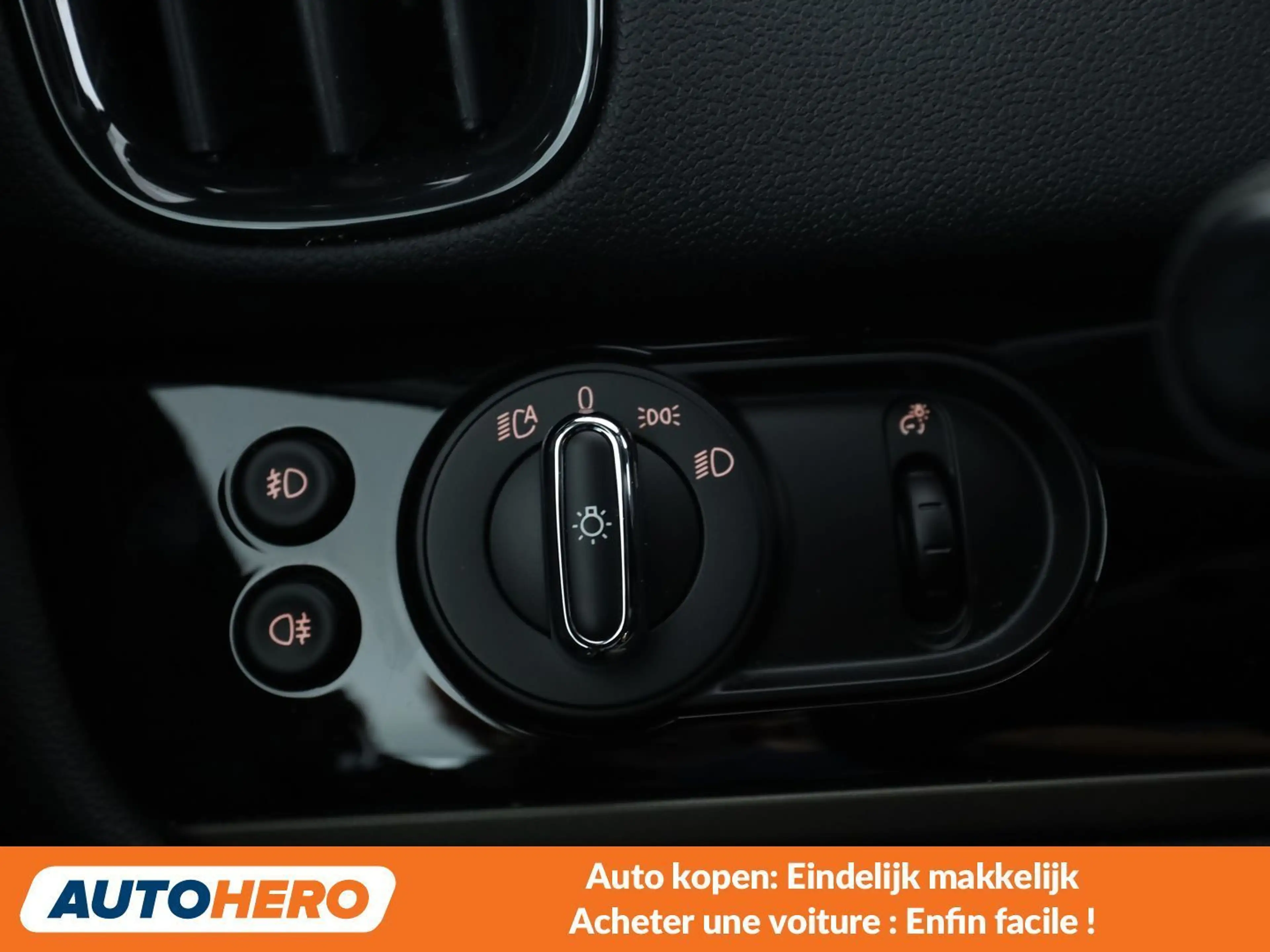 MINI Cooper SE Countryman Cooper S E Hybrid ALL4 Classic Trim — photo 15