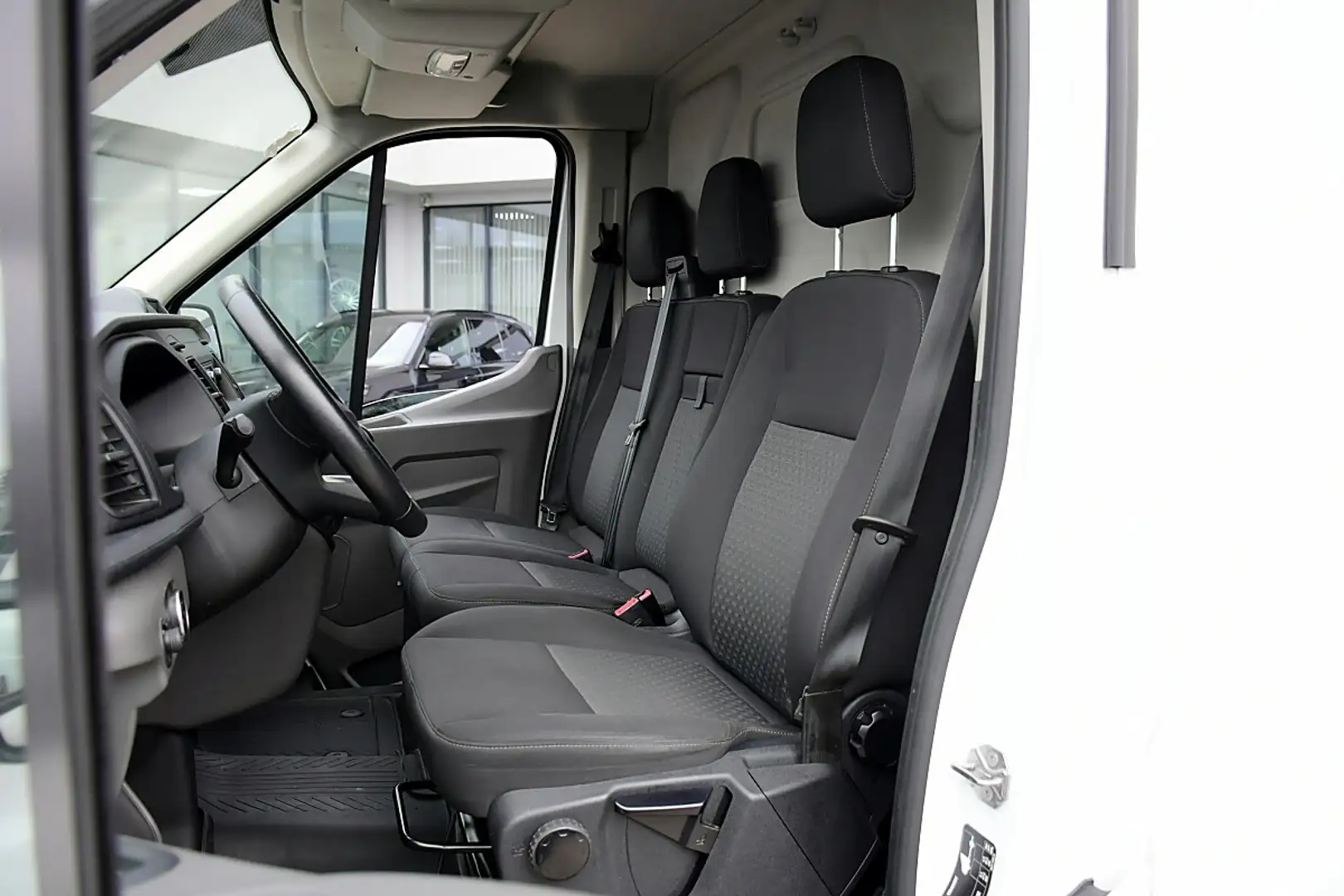 Ford Transit Transit Kasten 2,0 EcoBlue L4H3 350 Trend Weiß - 2