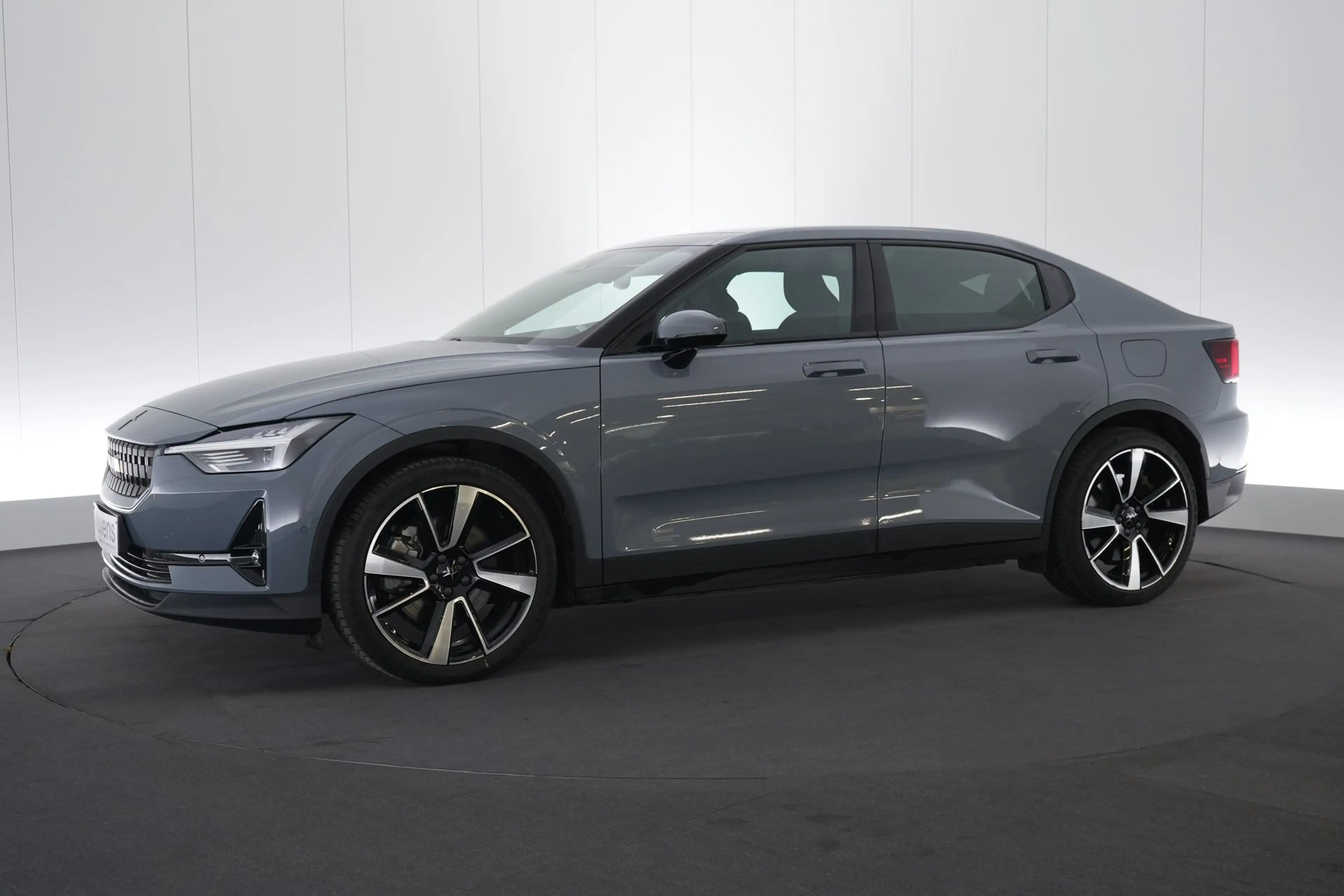 Polestar 2 78 kWh Dual Motor Long Range Plus LED GPS PDC CAM — photo 12