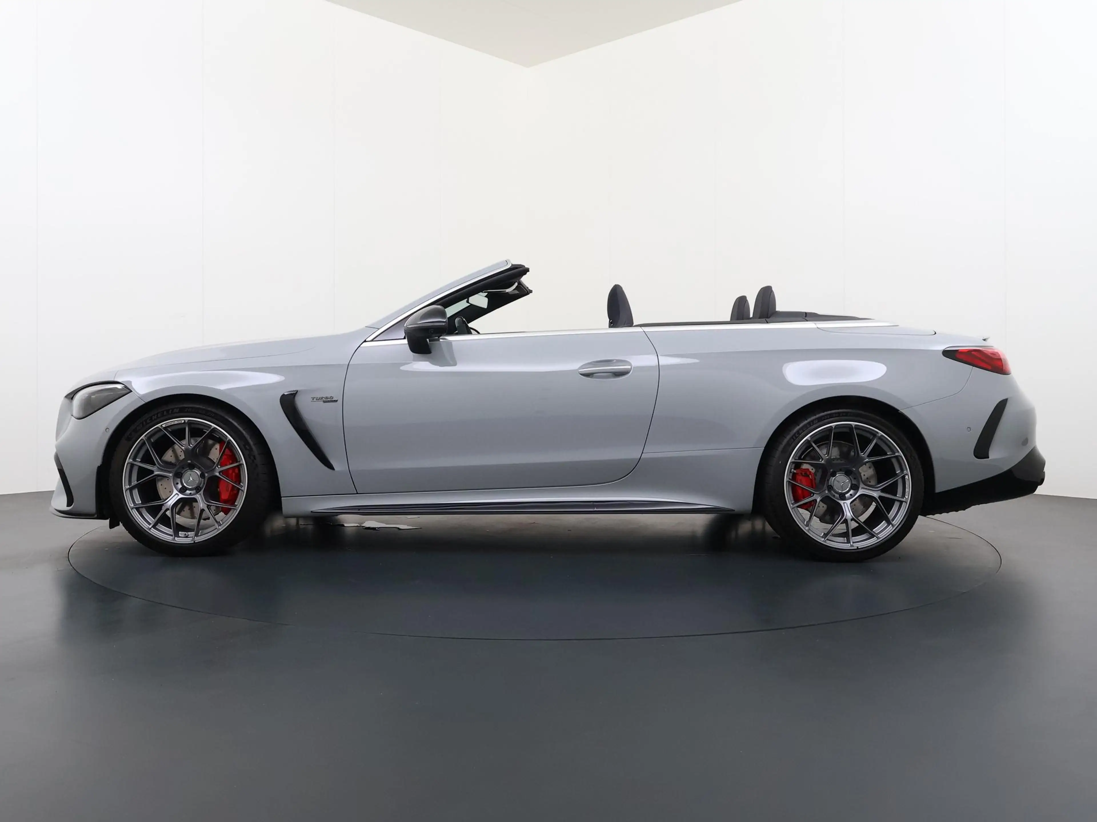 Mercedes-Benz CLE 53 AMG Cabriolet 4MATIC+ AMG dynamic plus pakket | AMG pe — photo 3