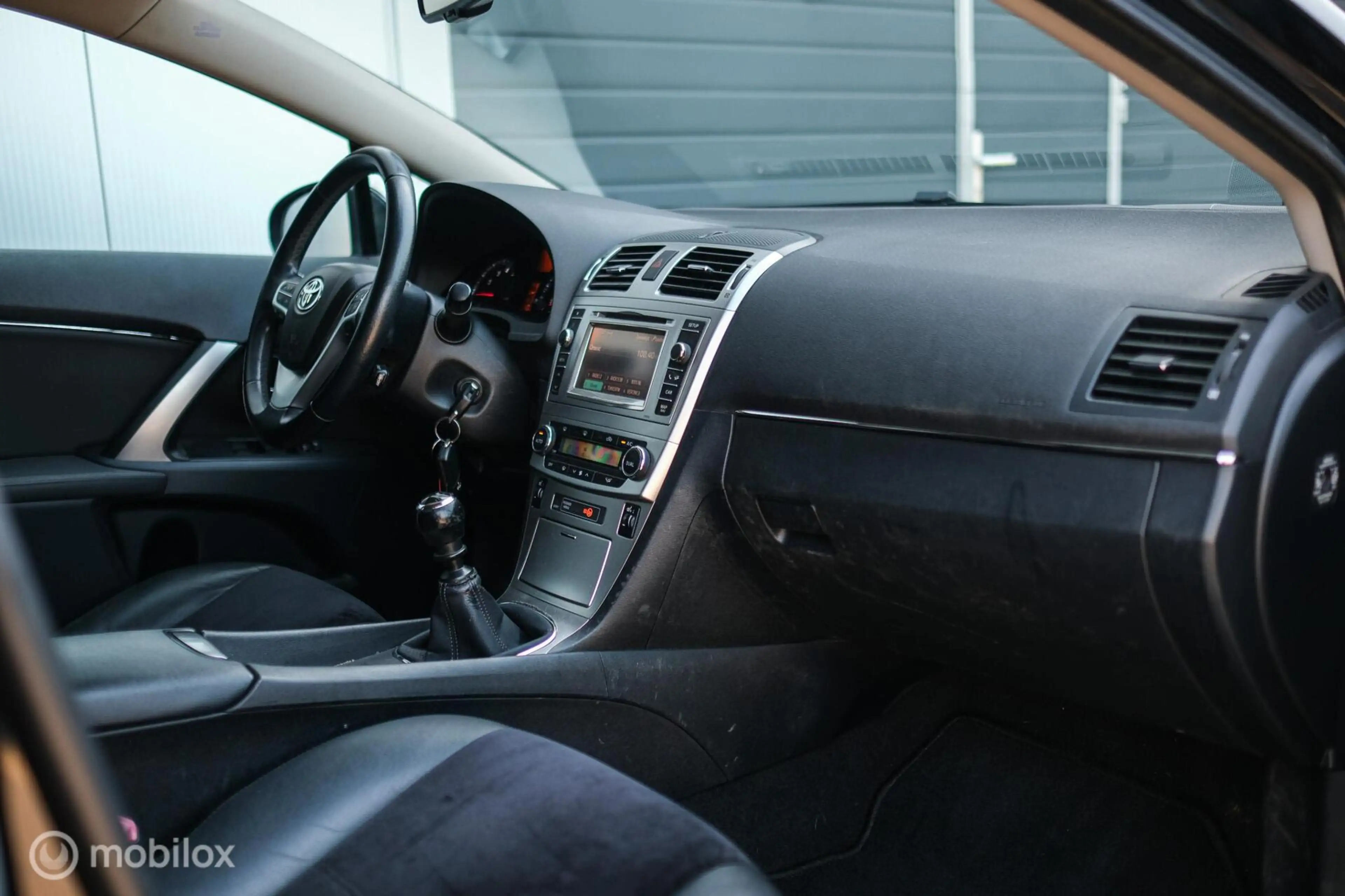 Toyota Avensis 1.8 VVTi Business | Camera | Trekhaak | Leder alca — photo 8