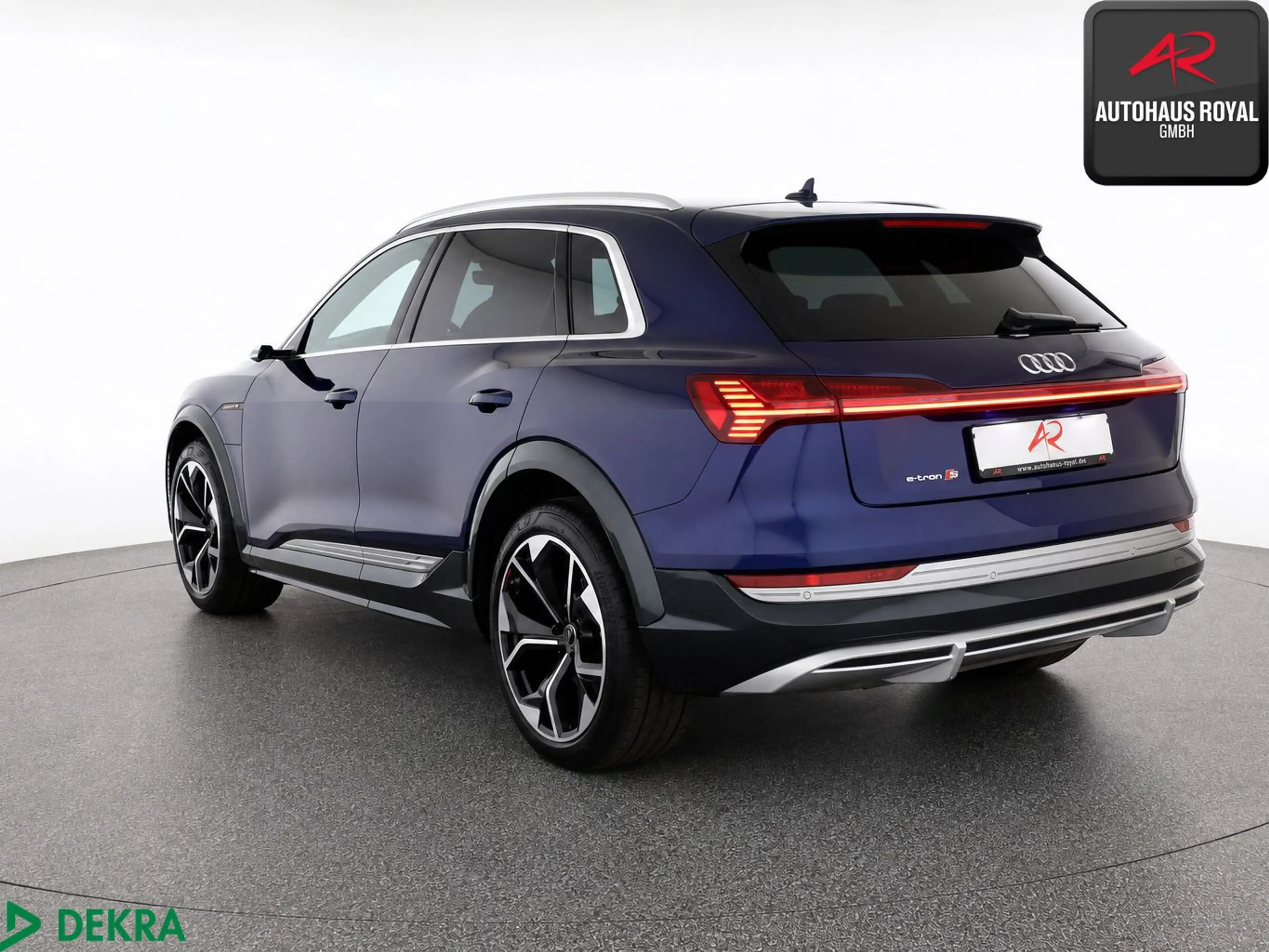 Audi e-tron S qu NACHTSICHT,HEADUP,B+O,360GRAD,ACC,SH — photo 3