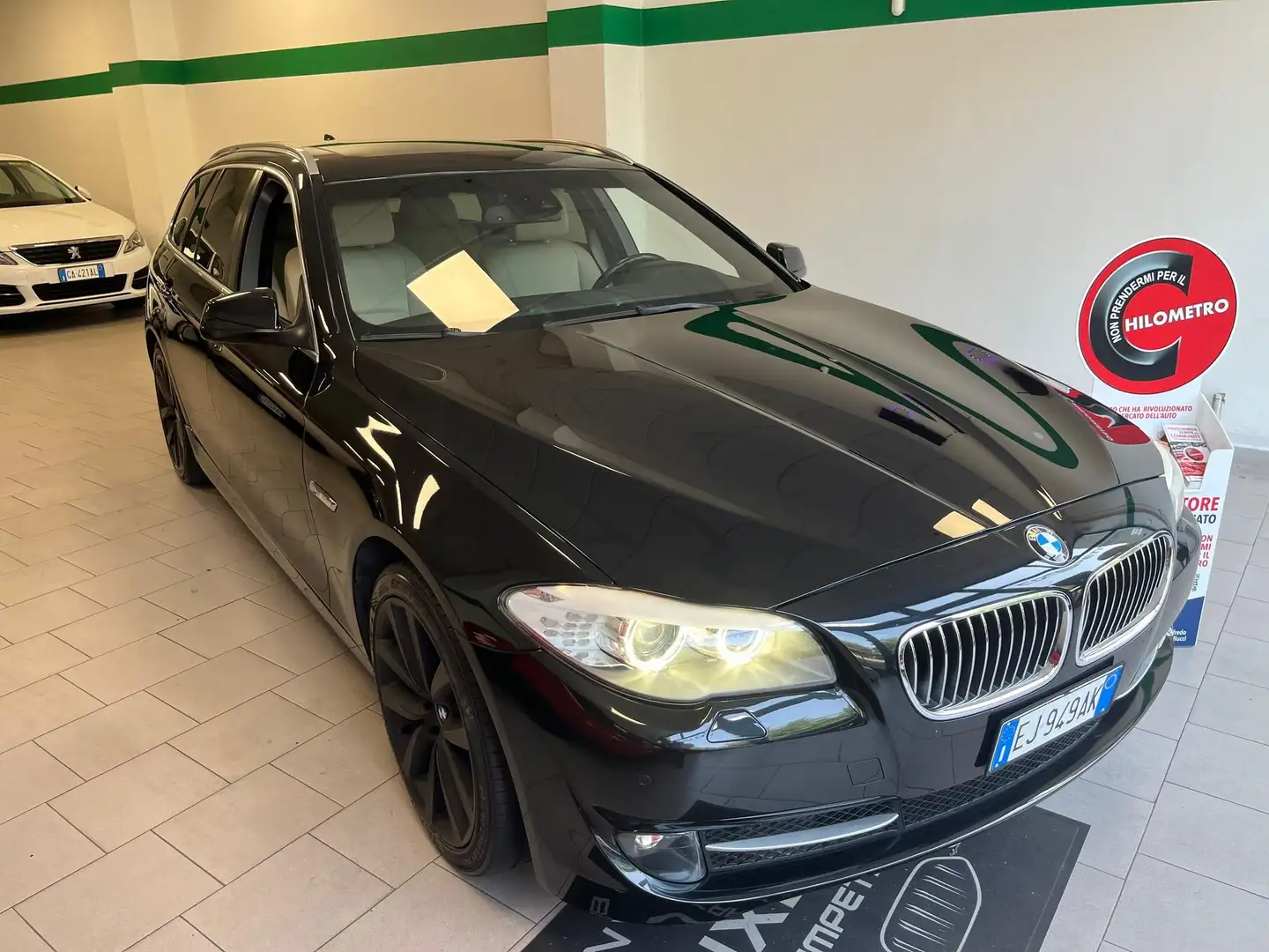 BMW 530 Serie 5 F11 Touring 530d FUTURA Black - 2