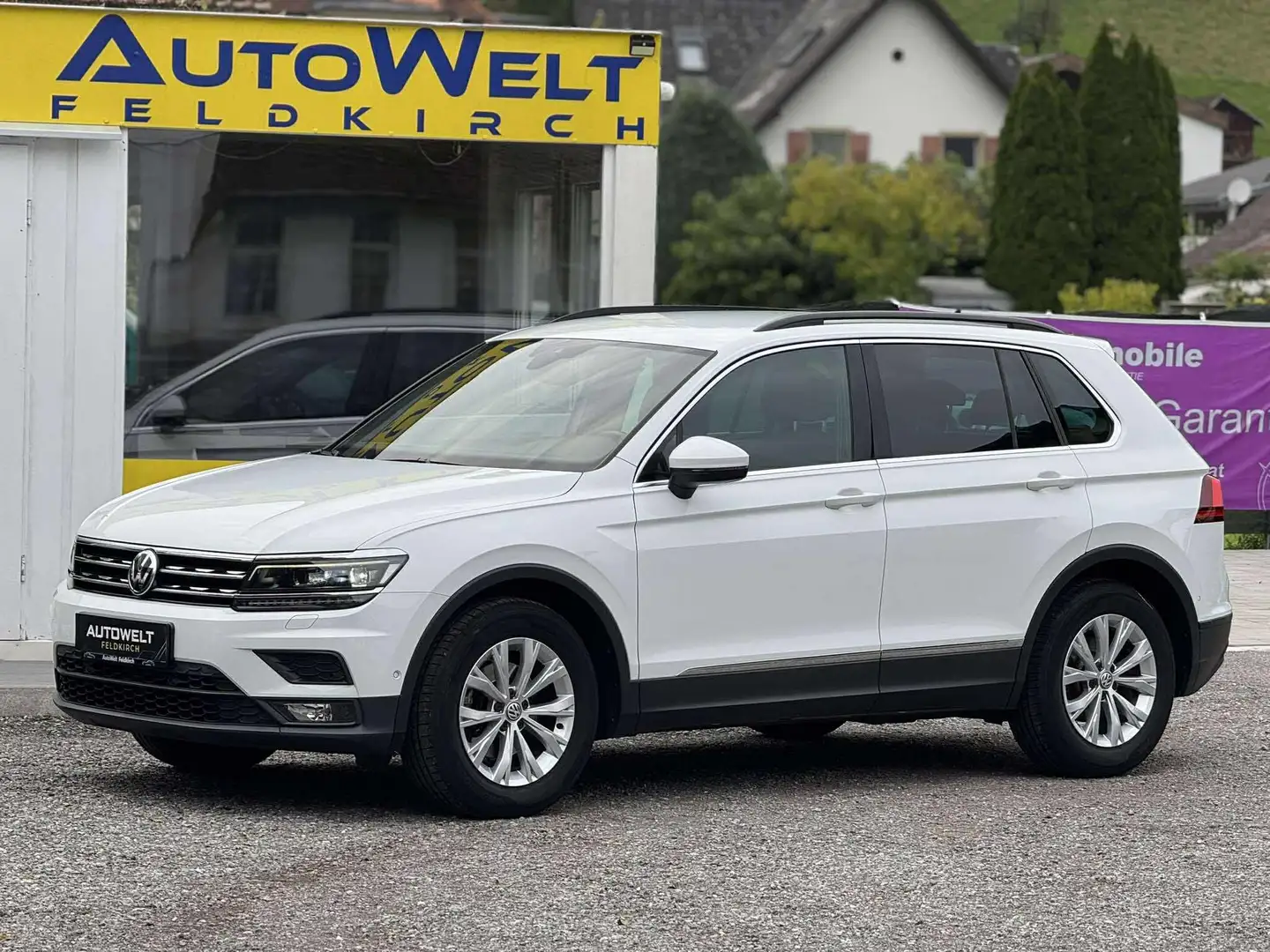 Volkswagen Tiguan 1.5 TSI ACT Life. DSG AUTOMATIK *1.HAND *RFK *NAVI Weiß - 1