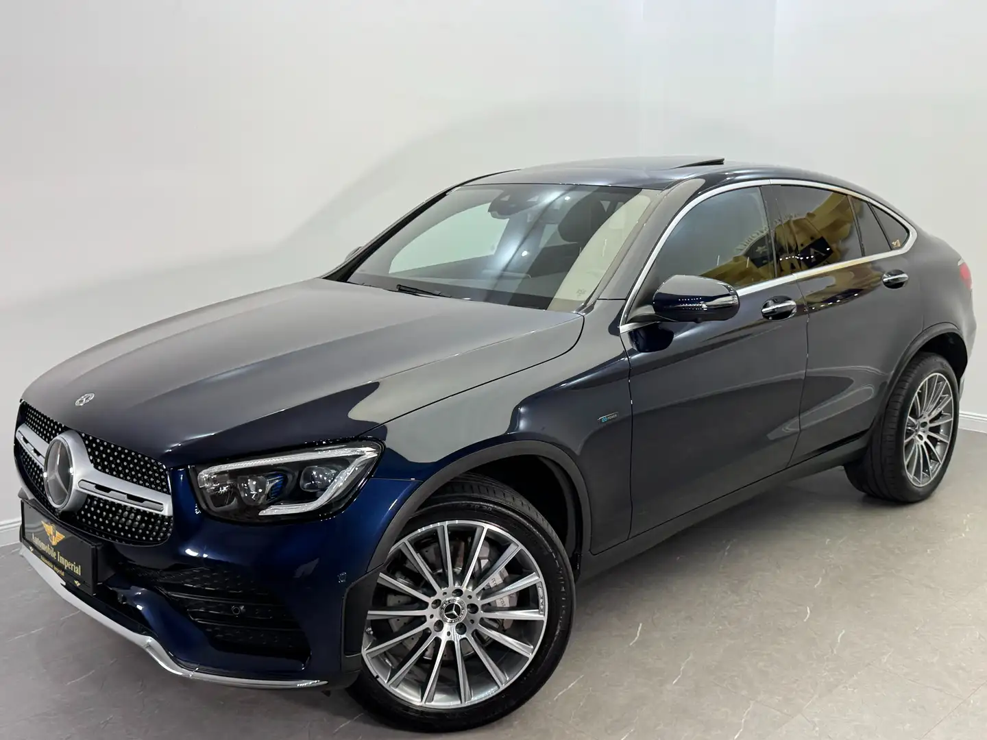 Mercedes-Benz GLC 300 de 4MATIC Aut. // AMG LINE // PANO // AHK // Blau - 2