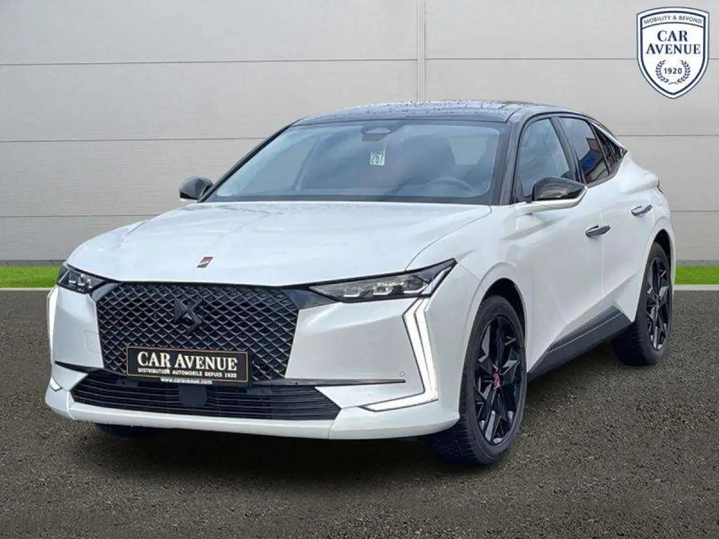 DS Automobiles DS 4 E-TENSE 225ch Performance Line + Blanc - 1