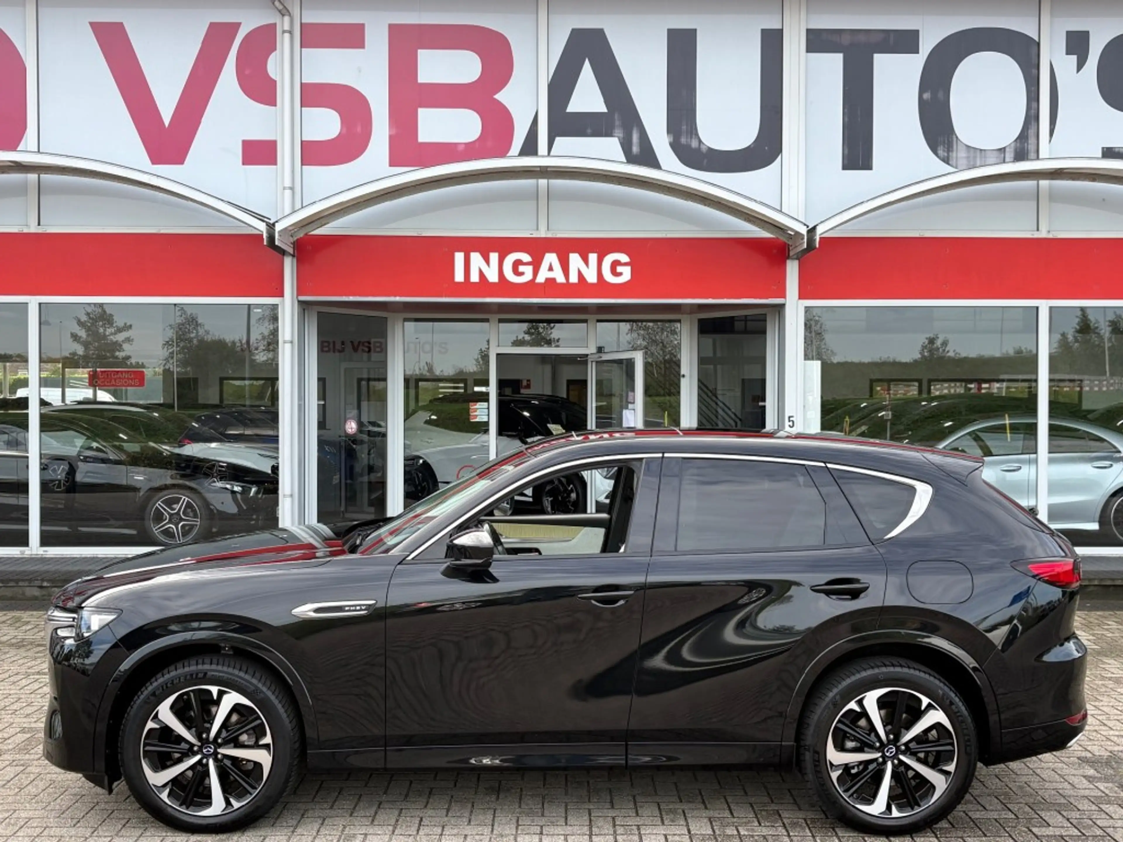 Mazda CX-60 2.5 SKYACTIV 328PK PLUG-IN-HYBRID TAKUMI AWD PANO- — photo 2