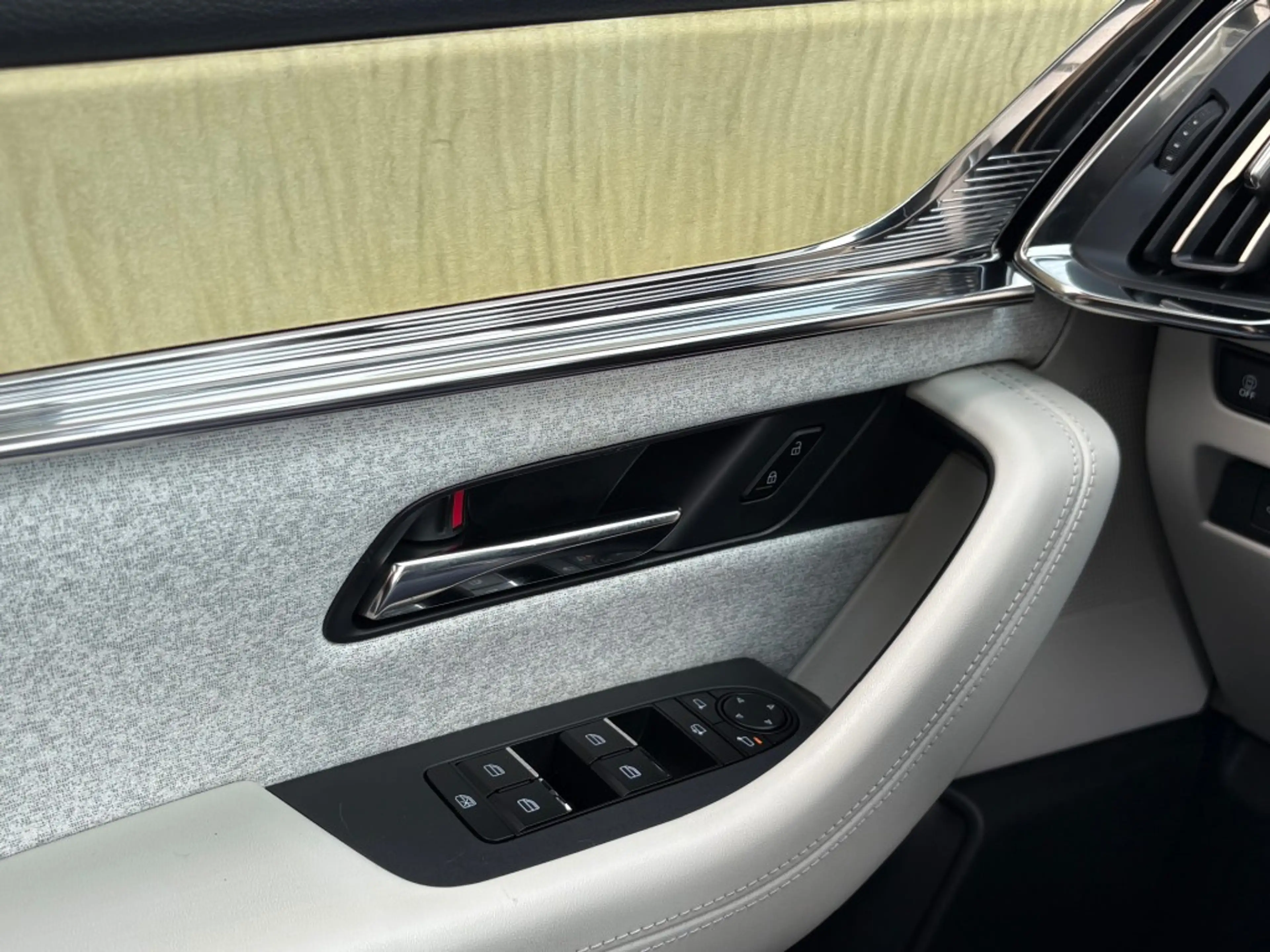 Mazda CX-60 2.5 SKYACTIV 328PK PLUG-IN-HYBRID TAKUMI AWD PANO- — photo 23