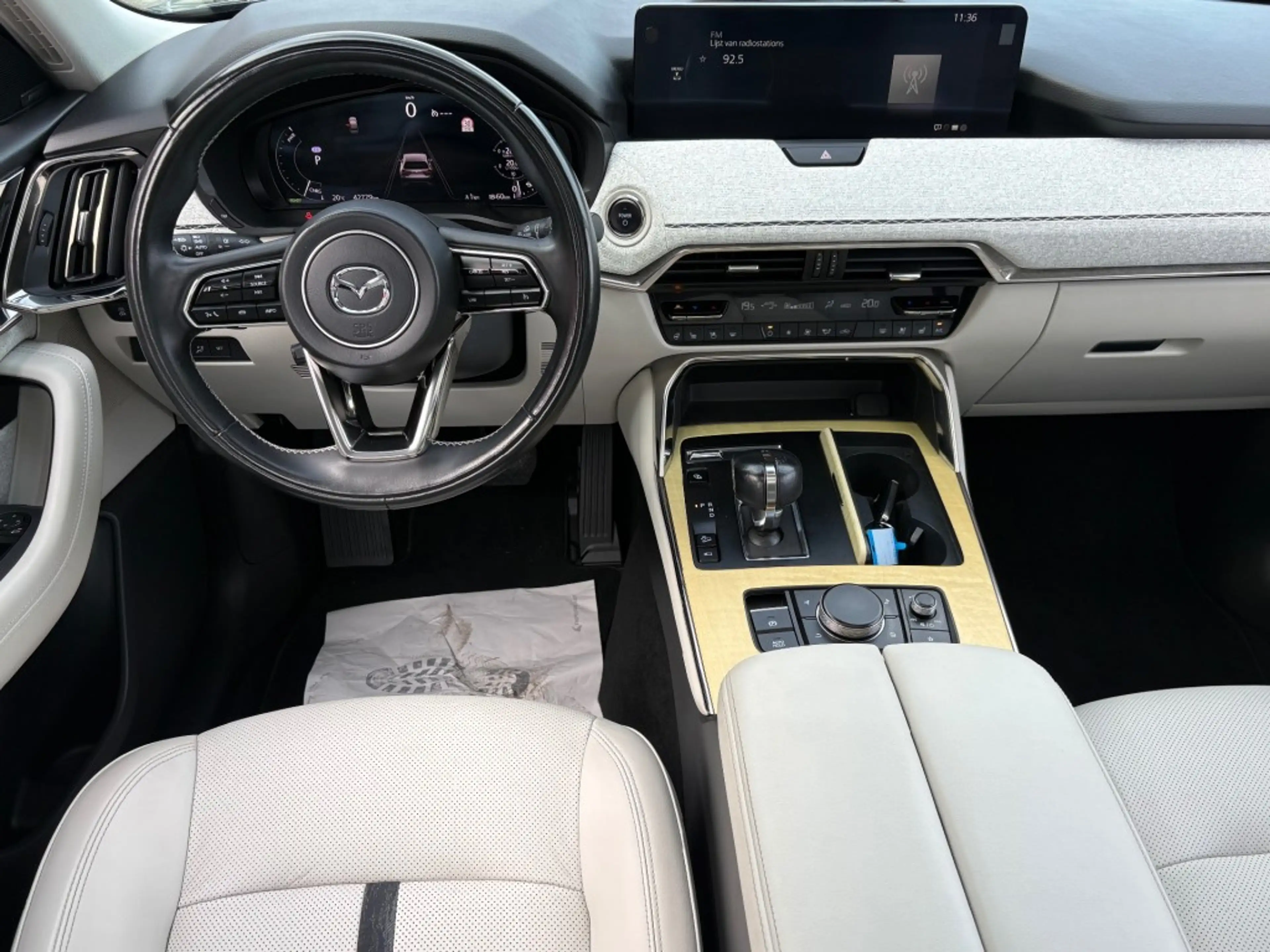 Mazda CX-60 2.5 SKYACTIV 328PK PLUG-IN-HYBRID TAKUMI AWD PANO- — photo 6
