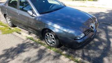 2.4 jtd Distinctive