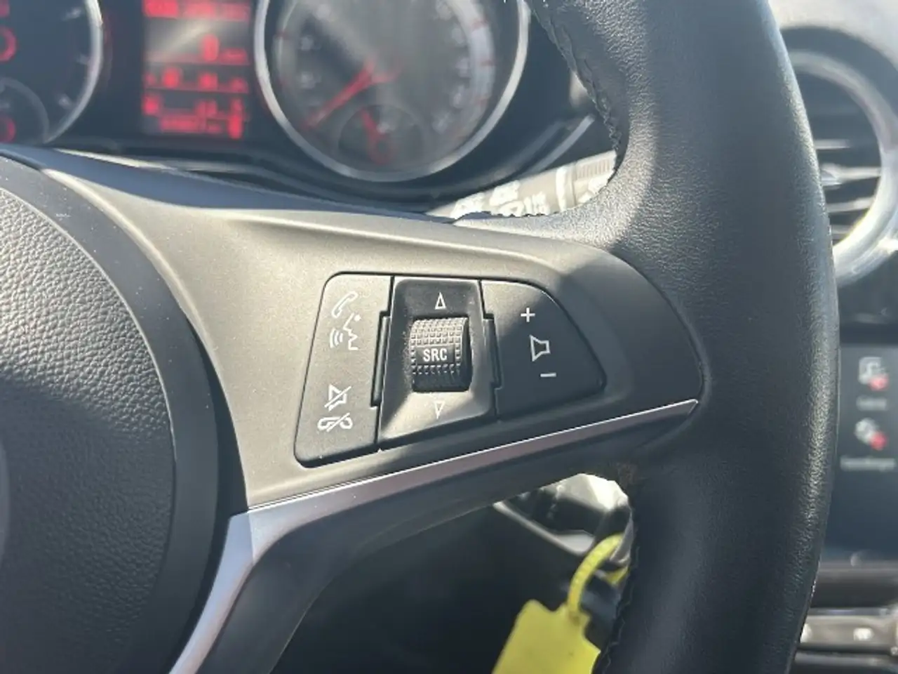 Opel Adam 1.4 120 Jahre — photo 9