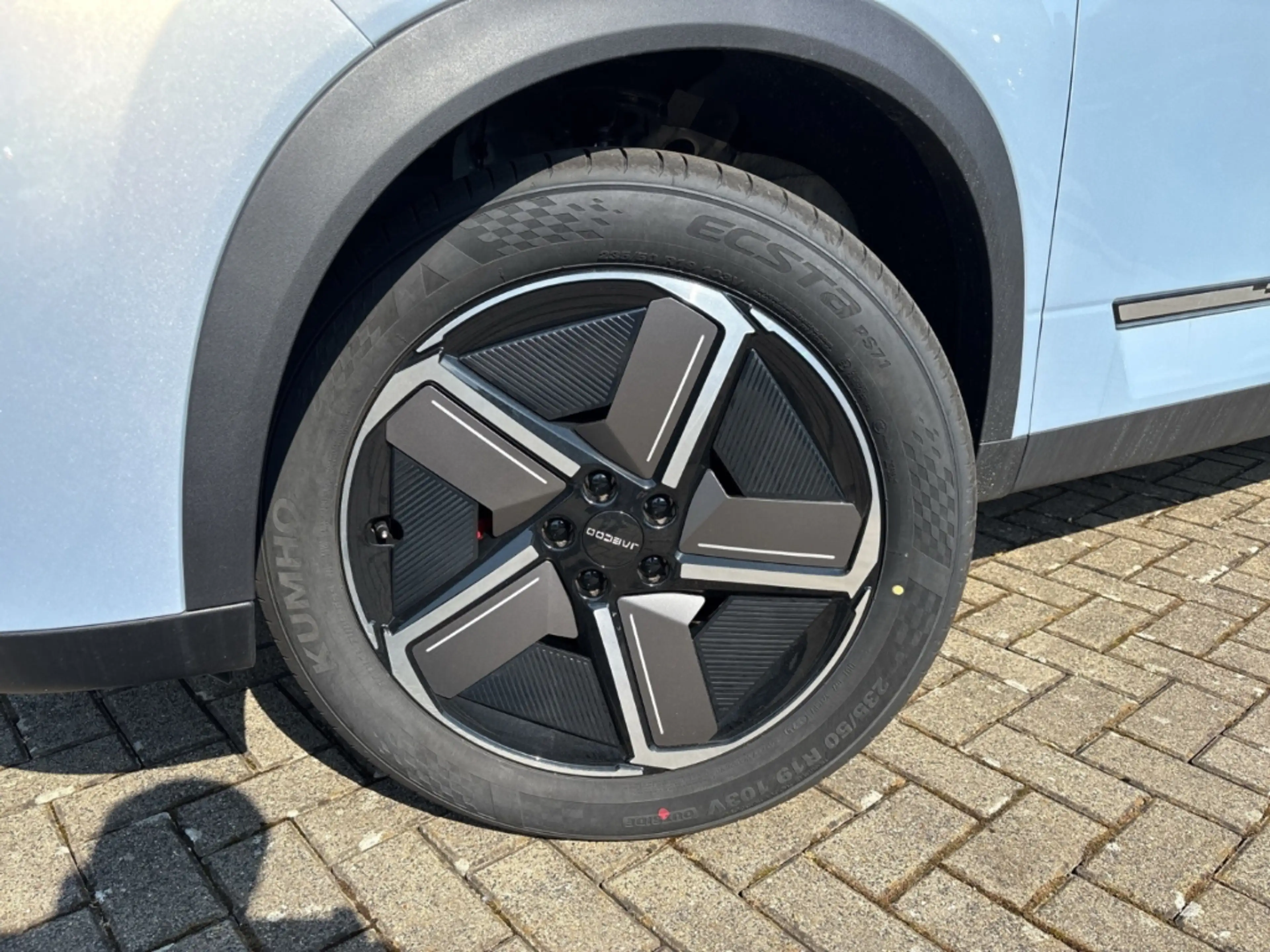 Jaecoo J7 First Edition Exclusive 1.5 TGDI PHEV 2-Farben / G — photo 6