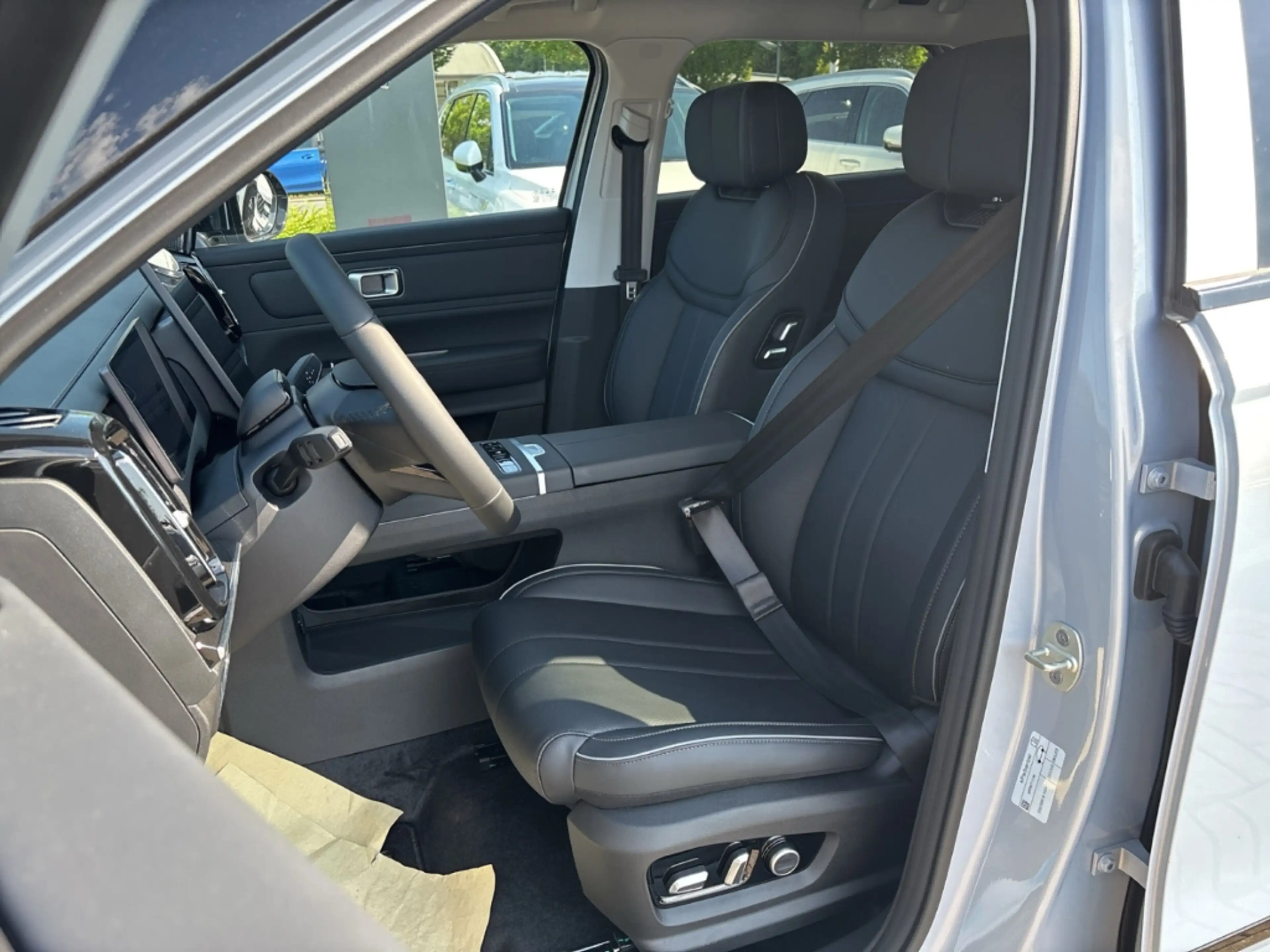 Jaecoo J7 First Edition Exclusive 1.5 TGDI PHEV 2-Farben / G — photo 8