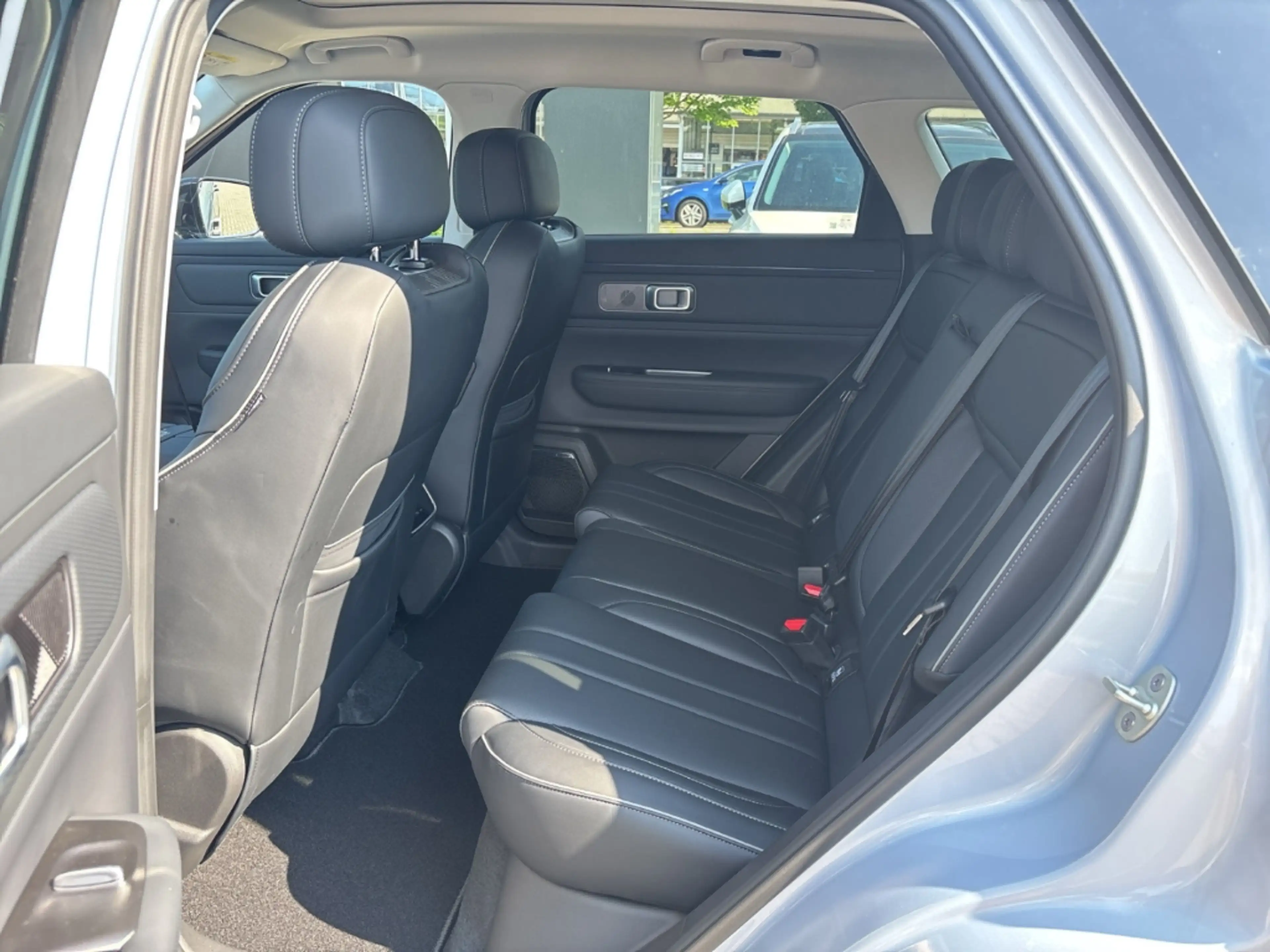 Jaecoo J7 First Edition Exclusive 1.5 TGDI PHEV 2-Farben / G — photo 11