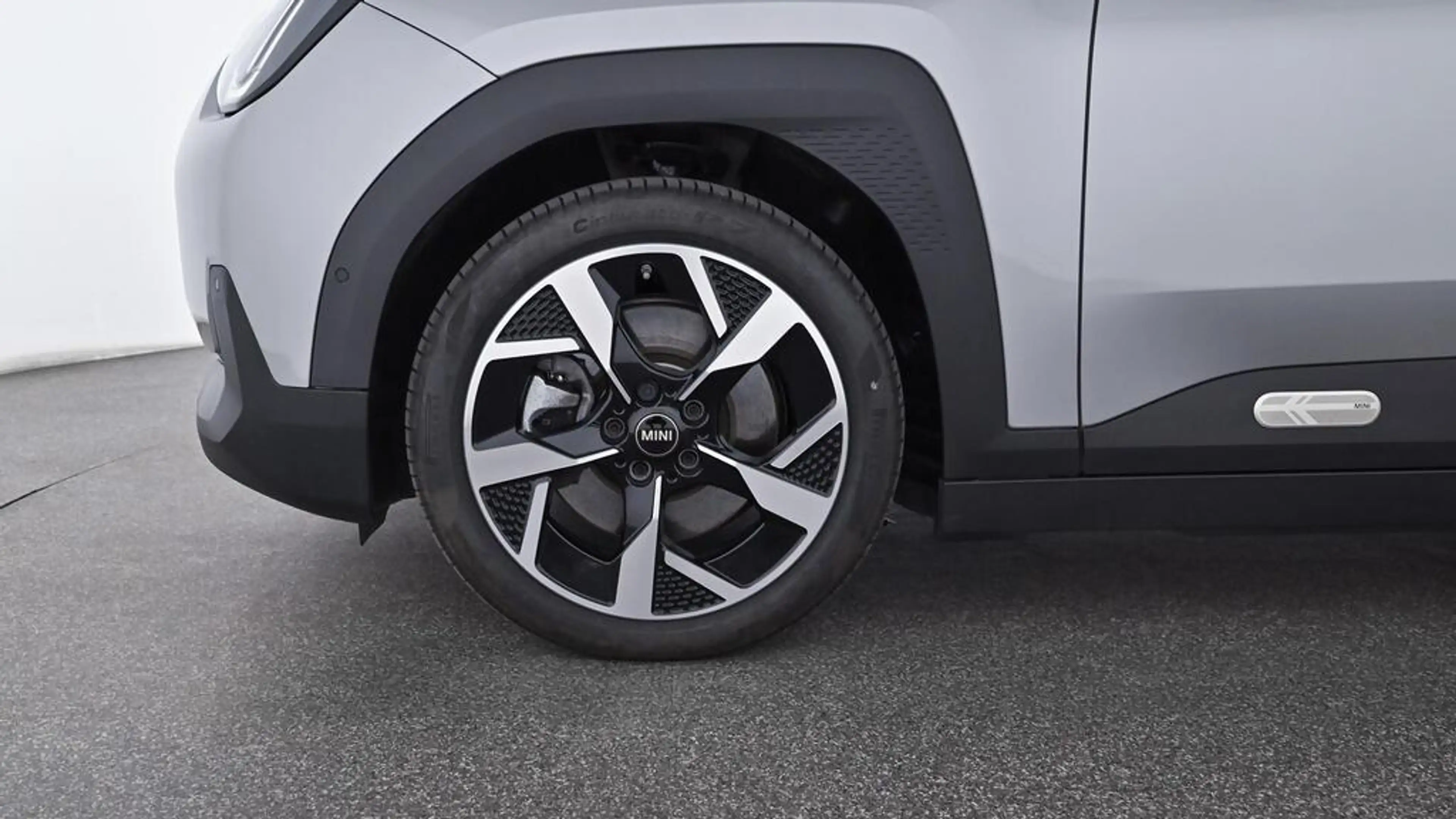 MINI Aceman Classic Trim — photo 11