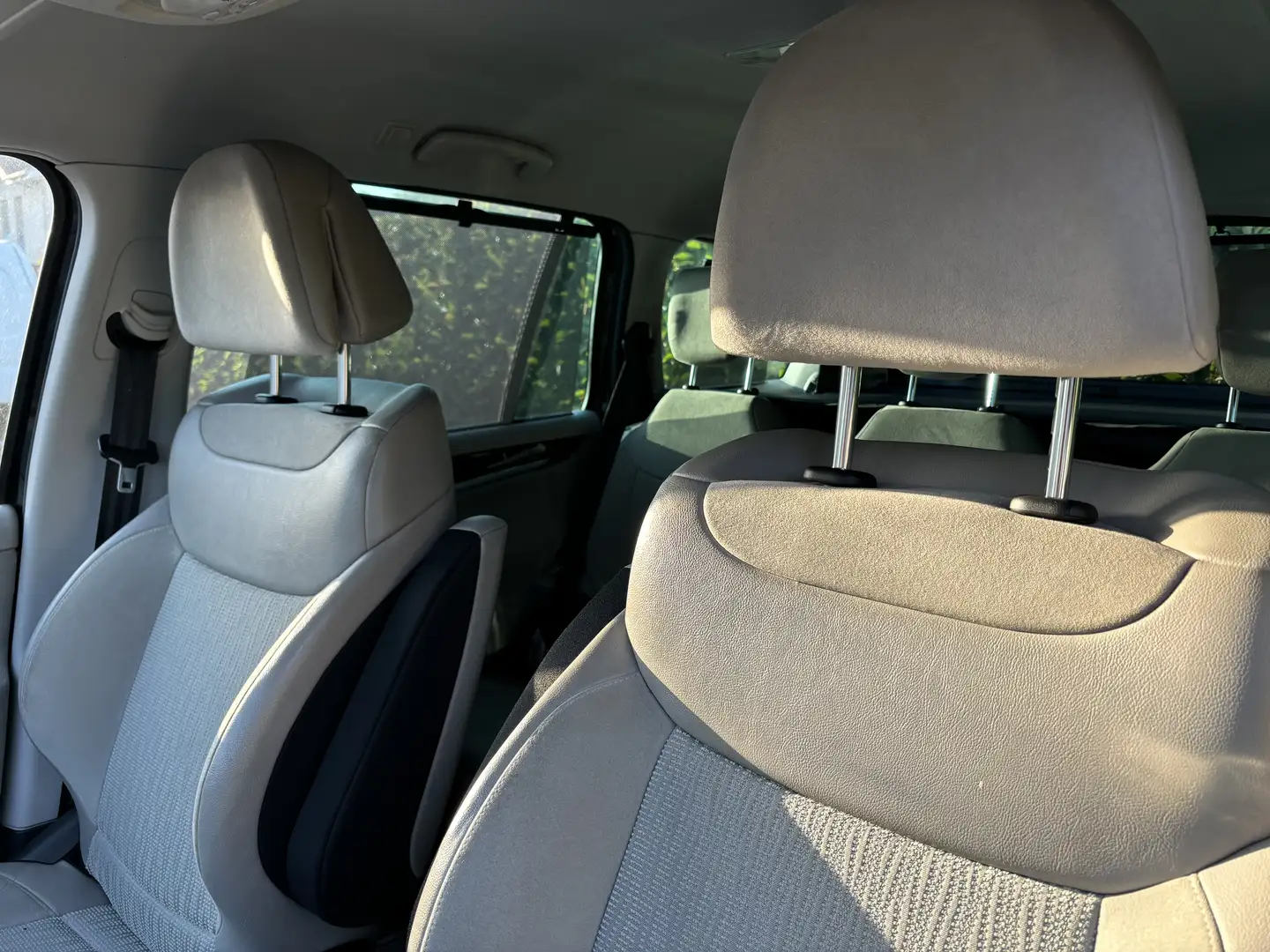 Citroen Grand C4 Picasso HDi 150 FAP 7 pl Exclusive BMP6 - 2