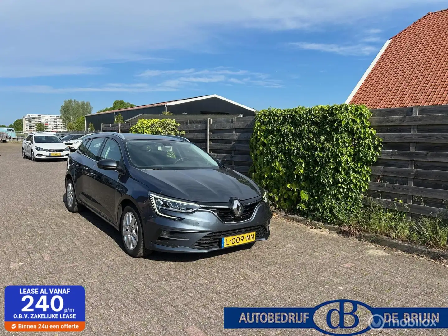 Renault Megane Estate 1.3 TCe Business Zen automaat trekhaak Gris - 1