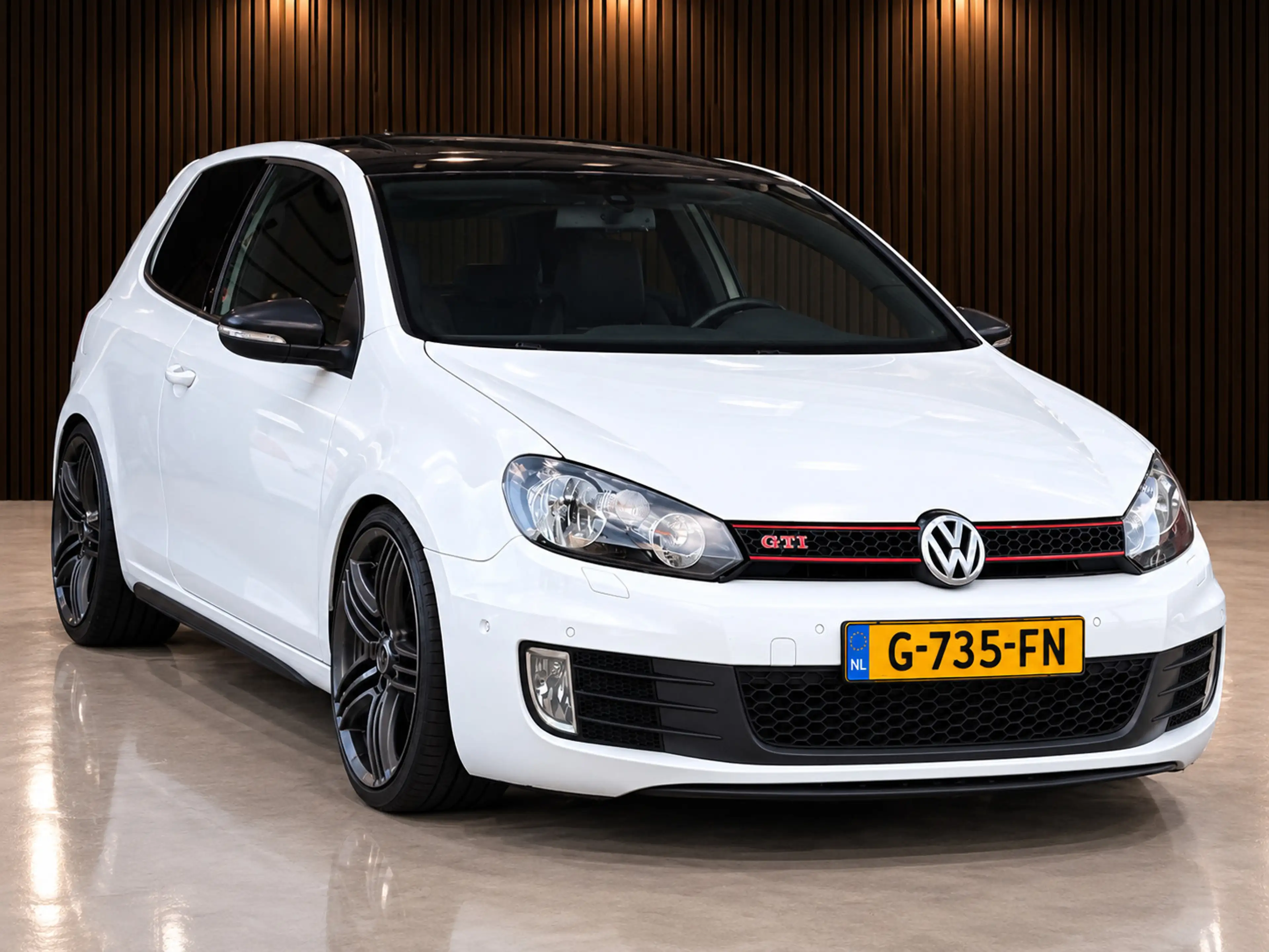 Volkswagen Golf GTI 2.0 AUTOMAAT LEDER/NAVI/BLUETOOTH | NETTE AUTO ! — photo 3