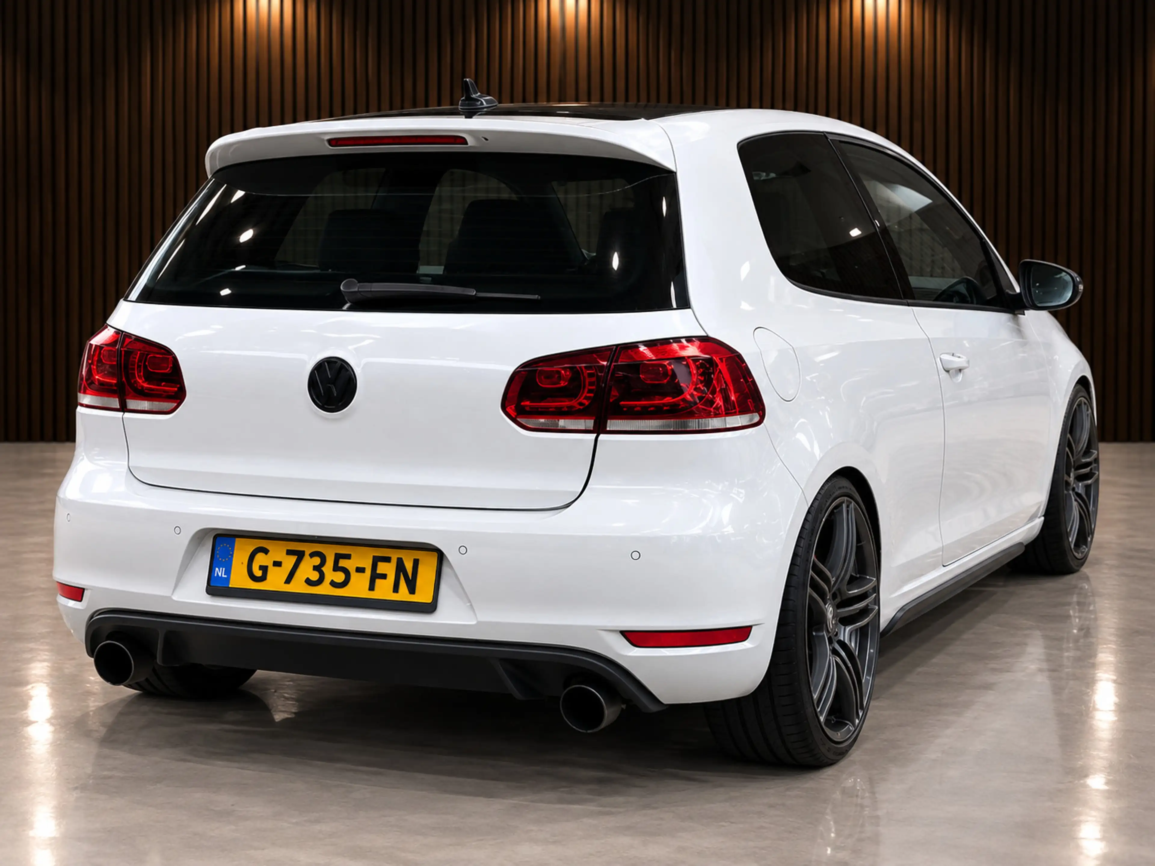 Volkswagen Golf GTI 2.0 AUTOMAAT LEDER/NAVI/BLUETOOTH | NETTE AUTO ! — photo 4