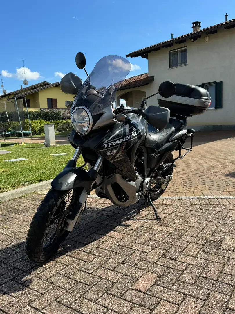 Honda XL 700 Negro - 1