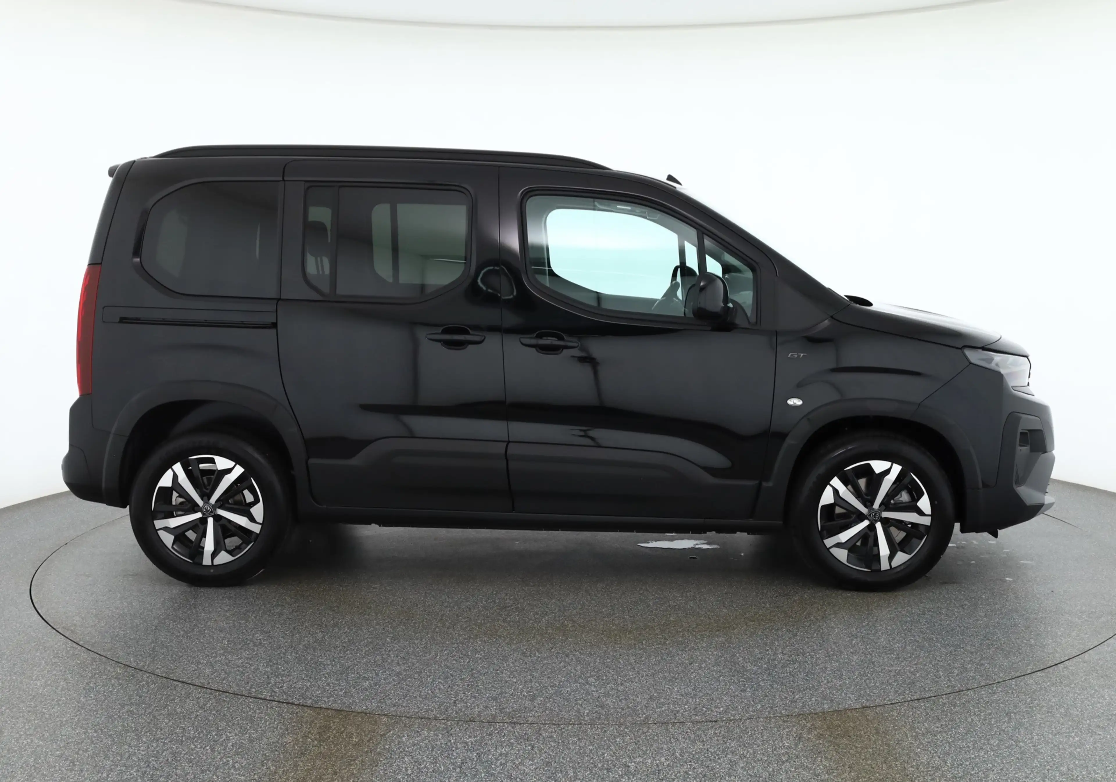 Peugeot Rifter GT 1.5 BlueHDi 130 Aut LED ACC Kamera — photo 6