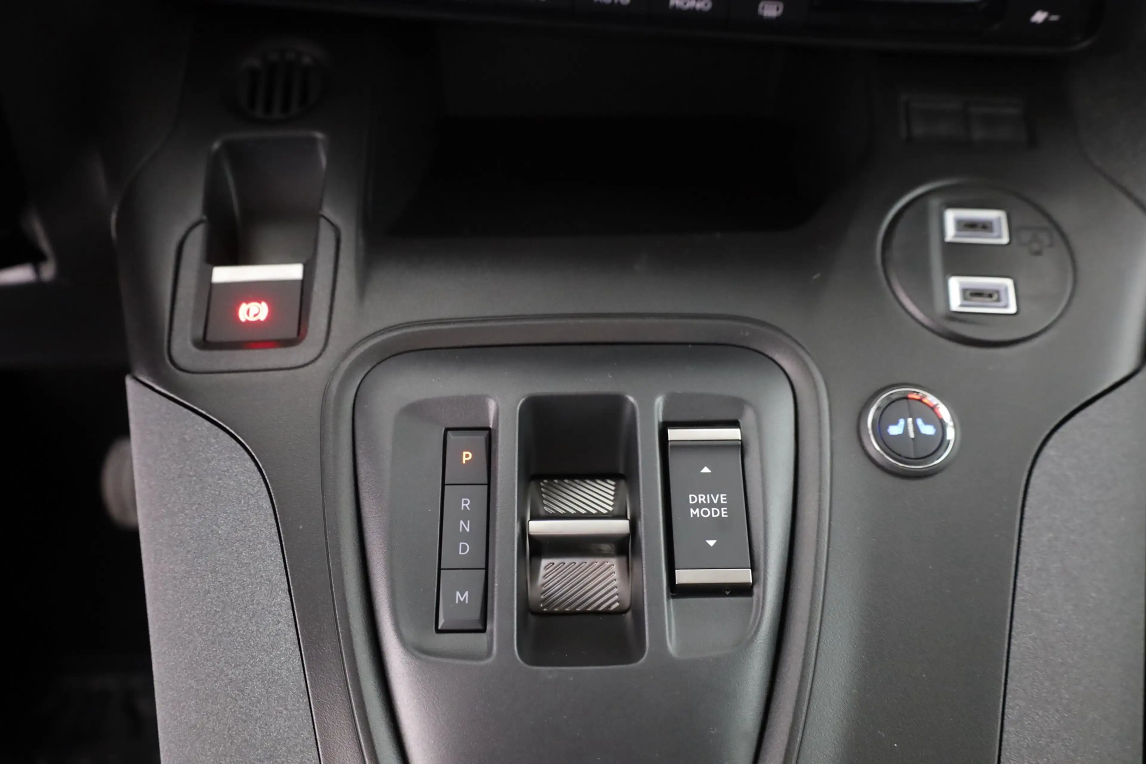 Peugeot Rifter GT 1.5 BlueHDi 130 Aut LED ACC Kamera — photo 13