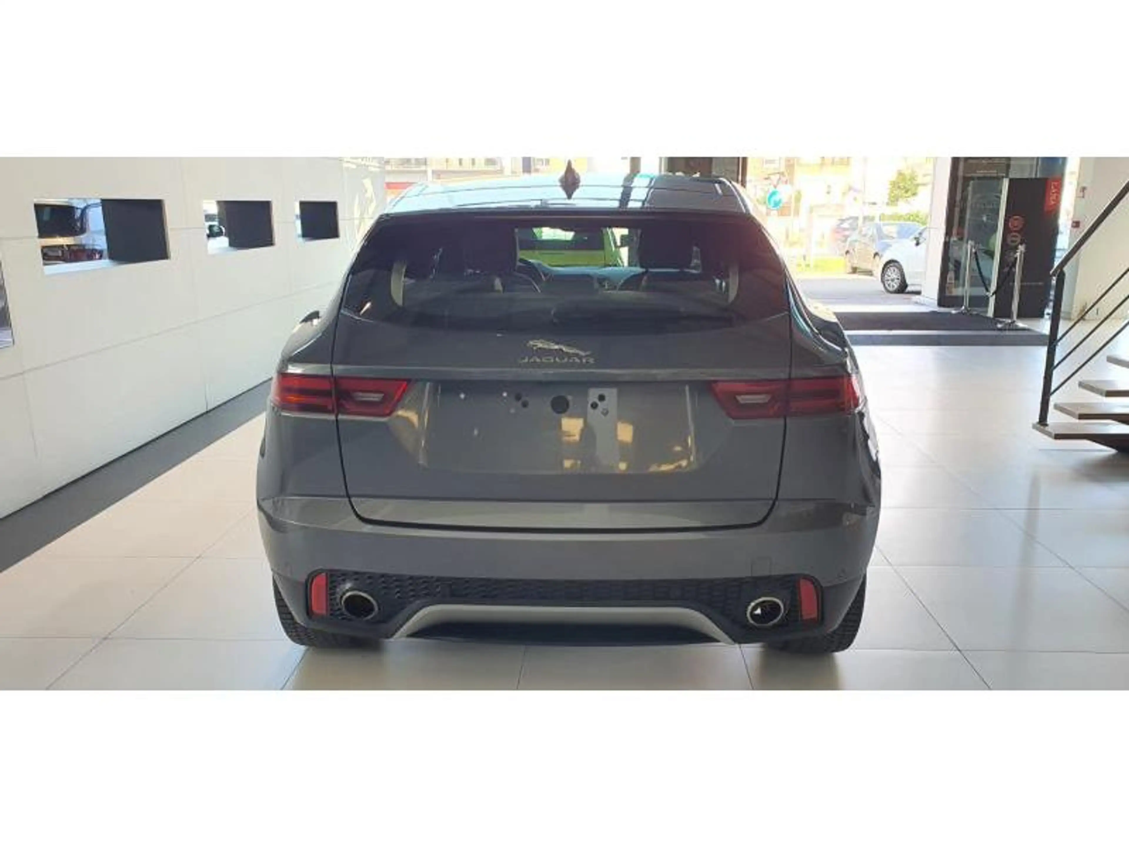 Jaguar E-Pace 502 — photo 3