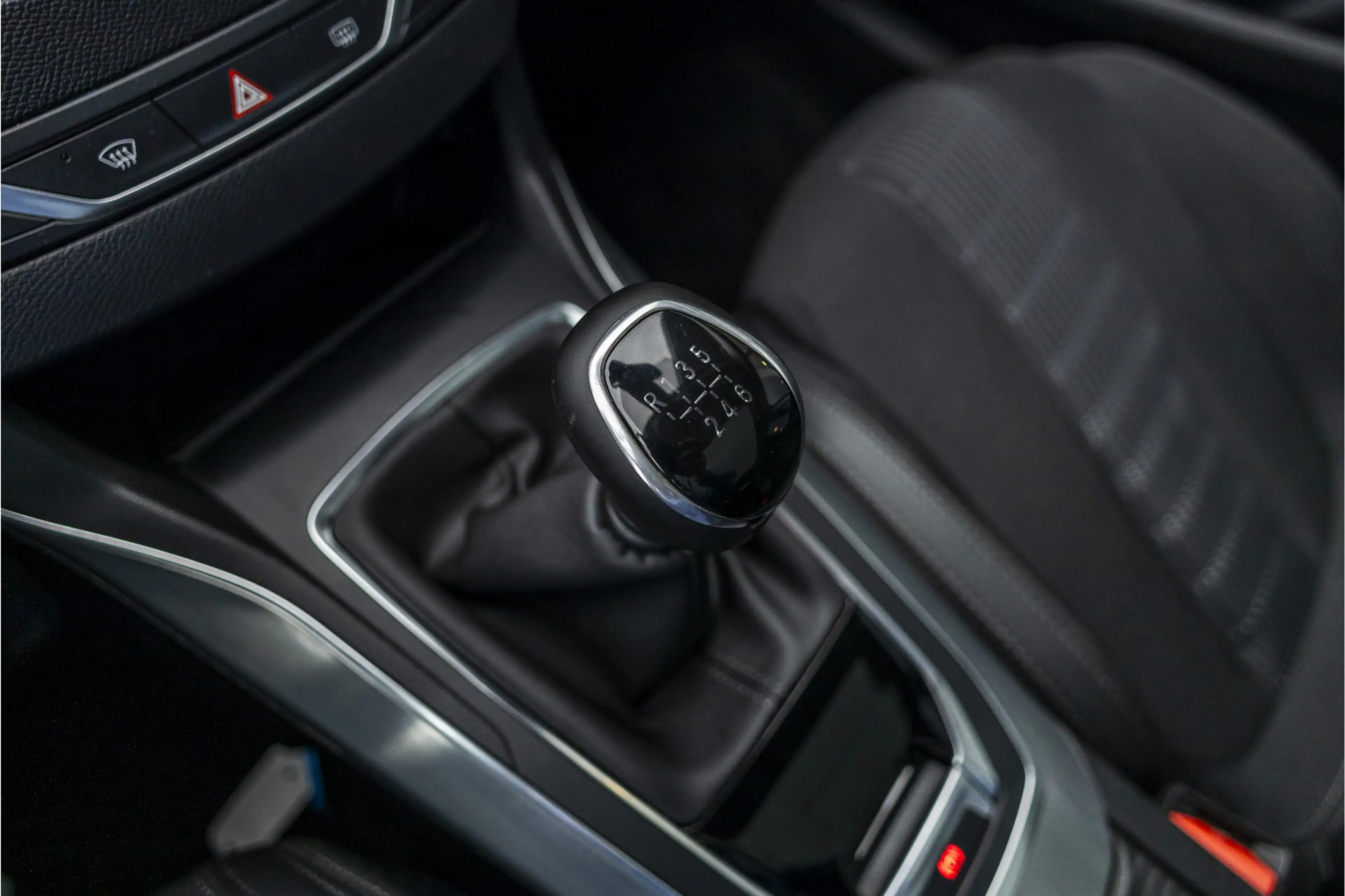 Peugeot 308 1.2 PureTech Allure Avantage | Trekhaak | Carplay — photo 25