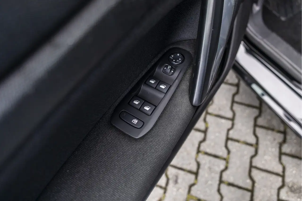 Peugeot 308 1.2 PureTech Allure Avantage Trekhaak Carplay, миниатюра 24