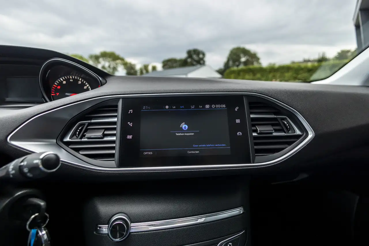 Peugeot 308 1.2 PureTech Allure Avantage Trekhaak Carplay, миниатюра 30