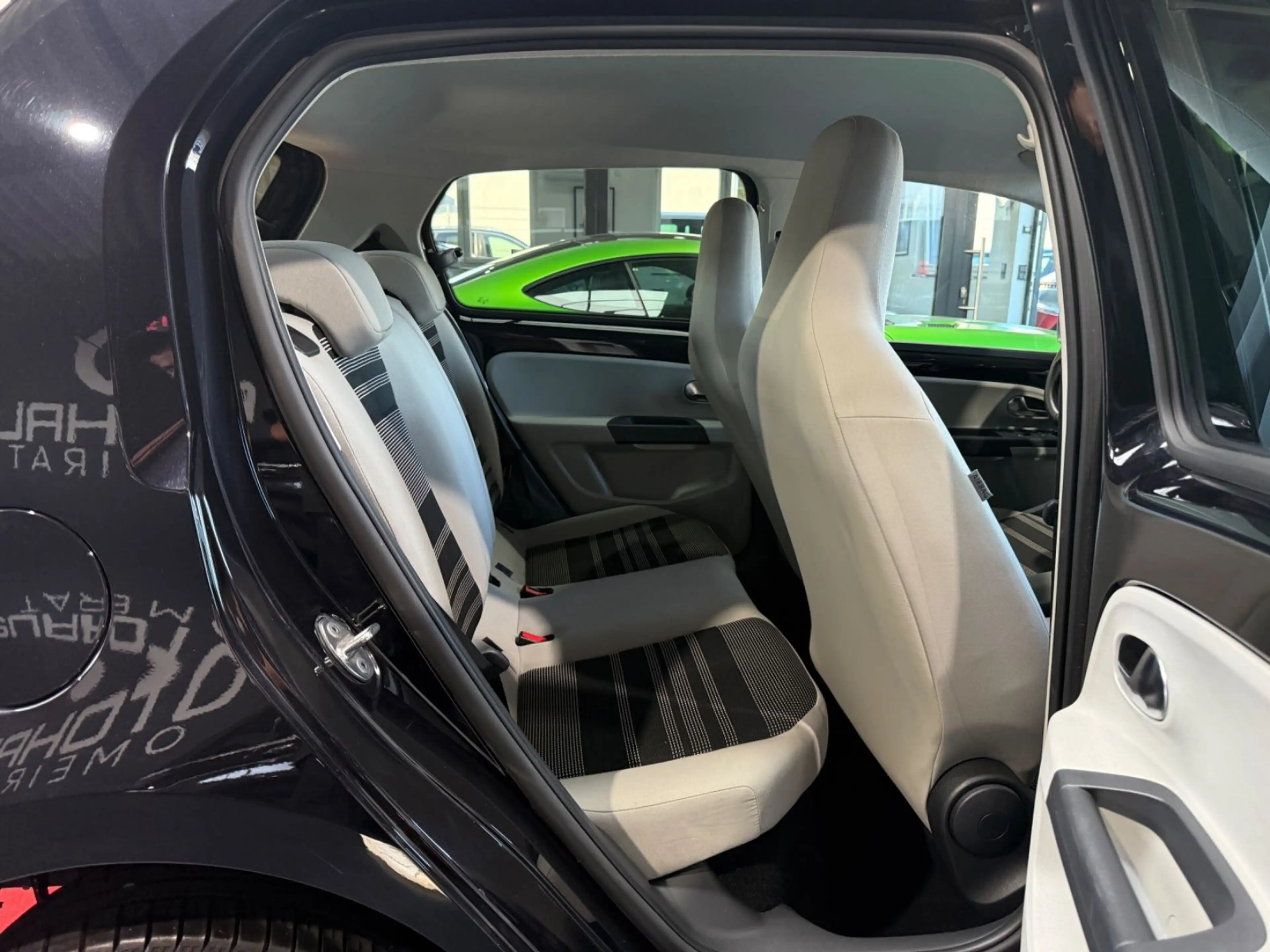 SEAT Mii Style Salsa 1-Hand/Klimaanlage/SHZ — photo 13