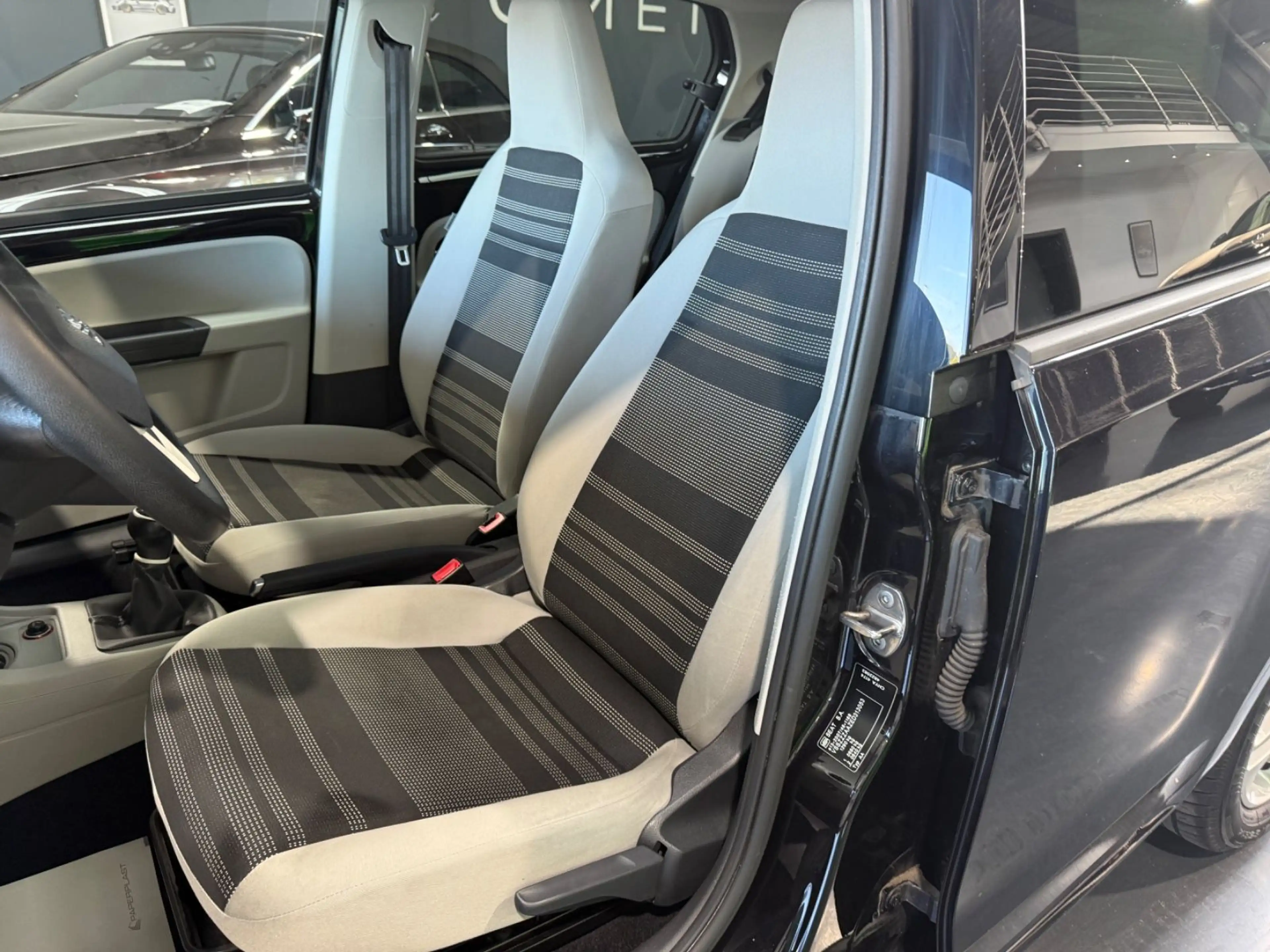 SEAT Mii Style Salsa 1-Hand/Klimaanlage/SHZ — photo 11