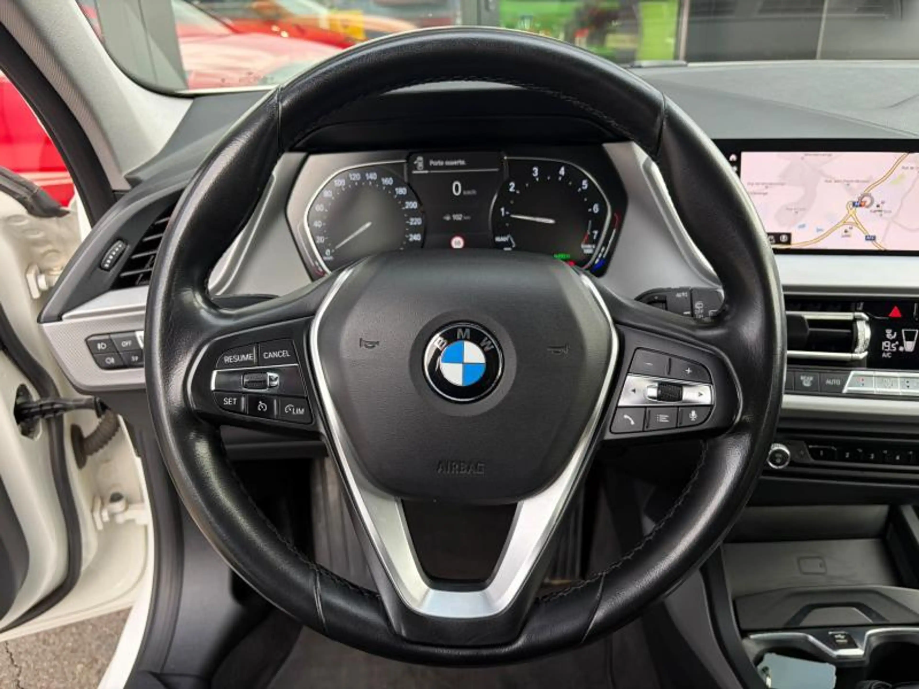 BMW 118 i 1.5 140ch/Sièges chauffants/CarPlay — photo 8