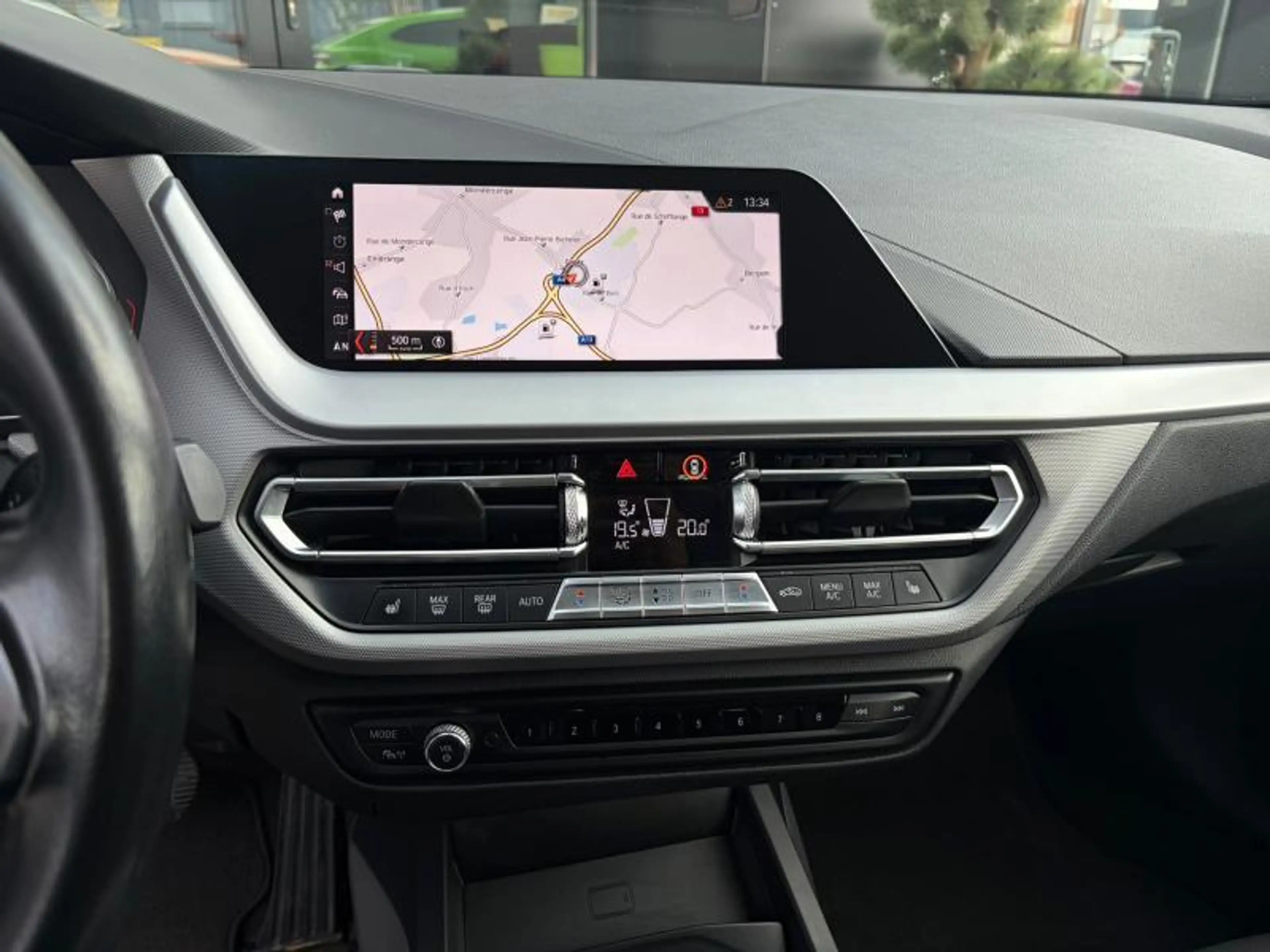 BMW 118 i 1.5 140ch/Sièges chauffants/CarPlay — photo 7