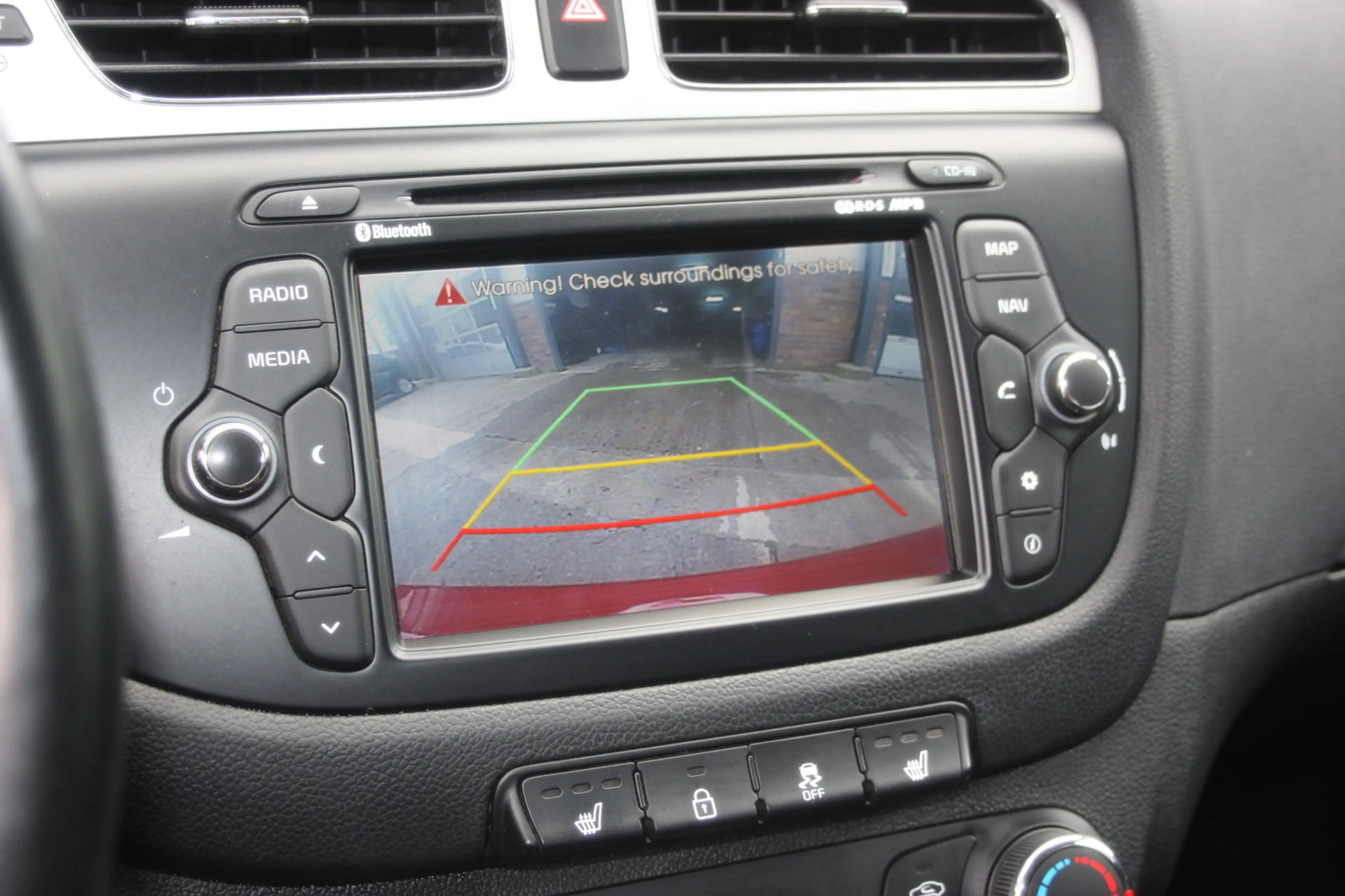 Kia Ceed / cee'd 1.6 STYLE Autm. Klima/Navi/Kam/Pdc/Temp/Ahk — photo 15