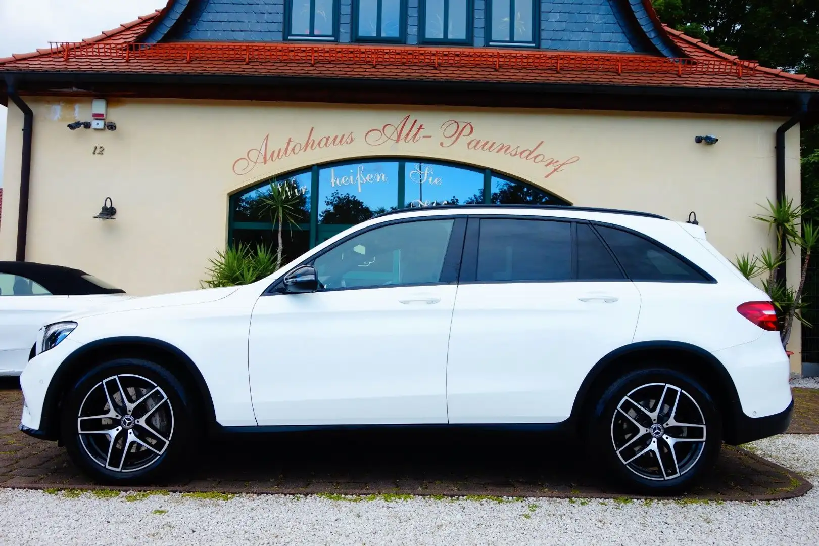 Mercedes-Benz GLC 250 4Matic AMG-Line,Navi,Pano,Spur,Totwink. Wit - 2