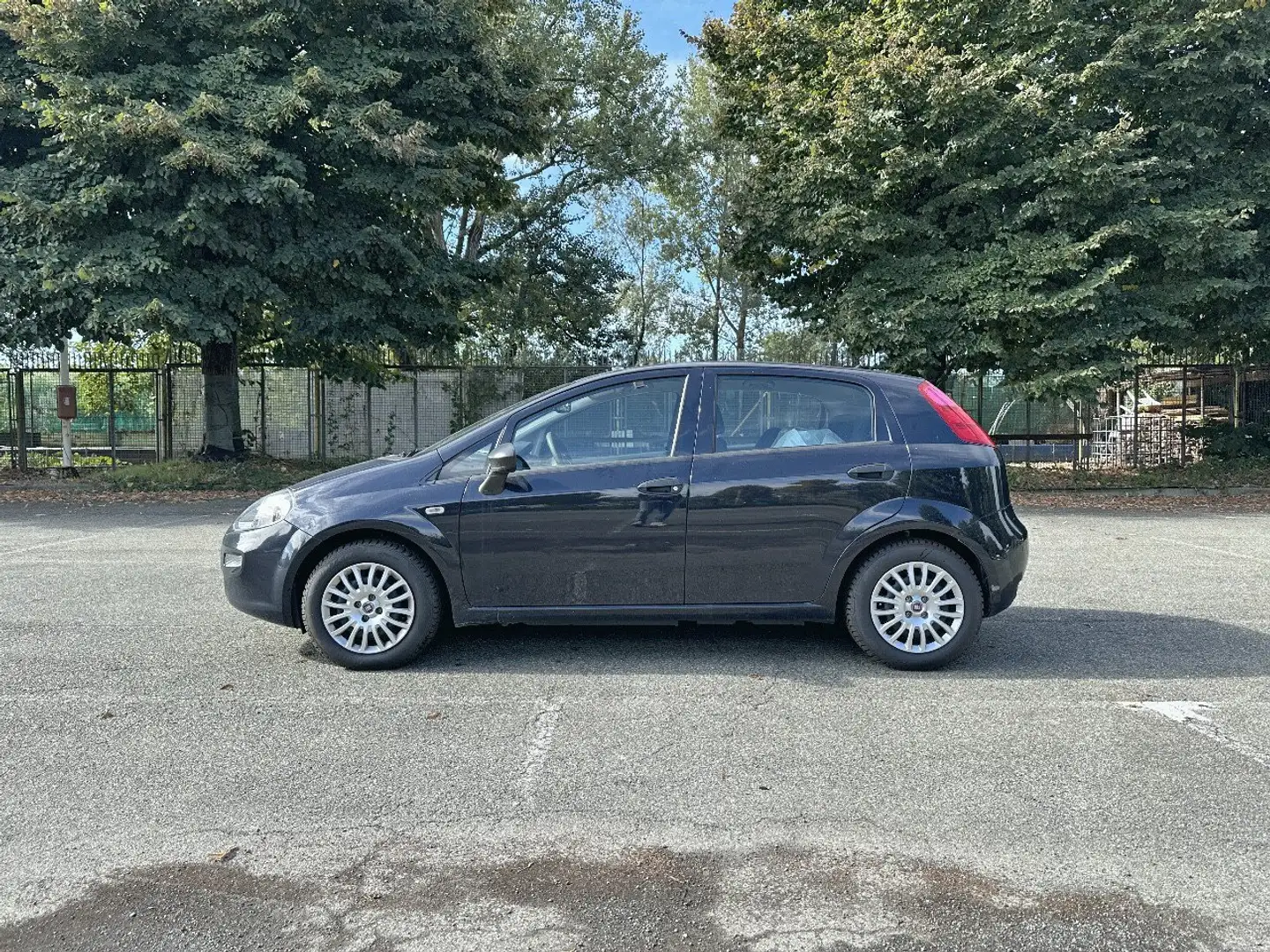Fiat Punto 1.3 MultiJet Street 95cv S&S EU6 Schwarz - 2