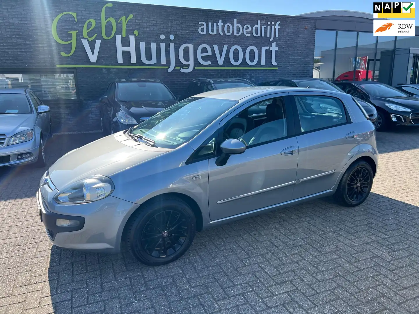 Fiat Punto Evo 1.3 M-Jet Dynamic Gris - 1