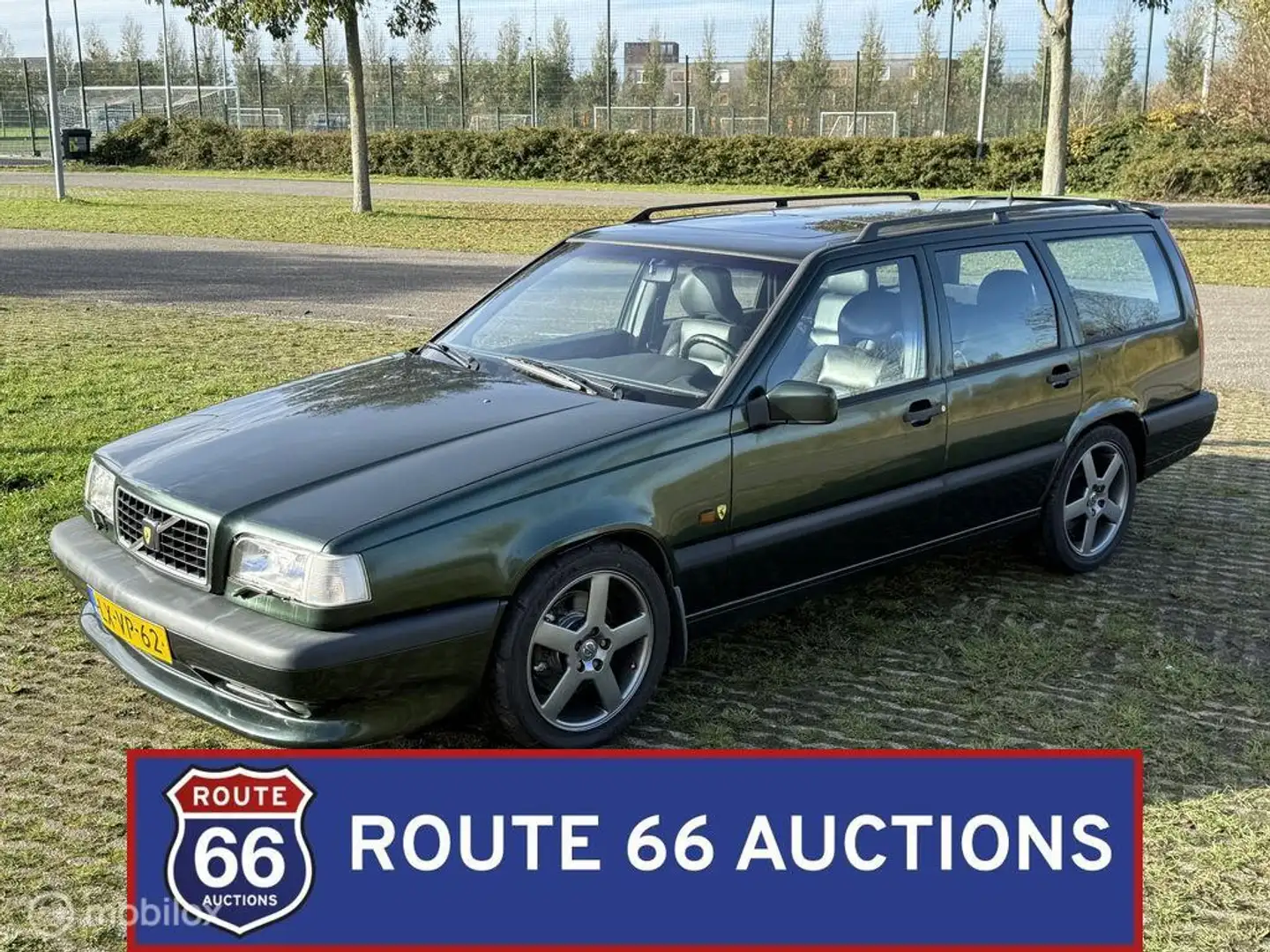 Volvo 850 T-5R | 1995 | Route 66 Auctions Schwarz - 1