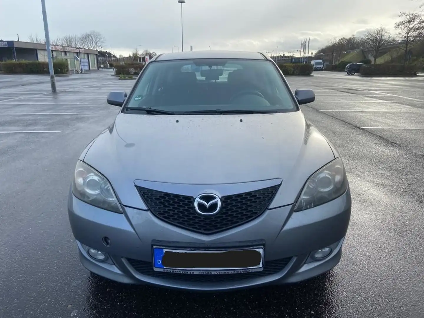 Mazda 3 Lim. 1.6 CD Sport Active Grau - 1
