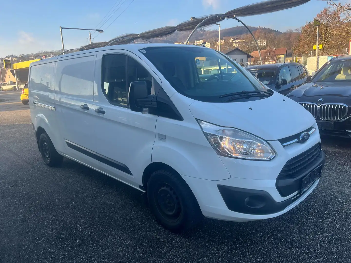 Ford Transit Custom 2,0 TDCI L2H1 Trend Klima TAUSCHMOTOR! Weiß - 1