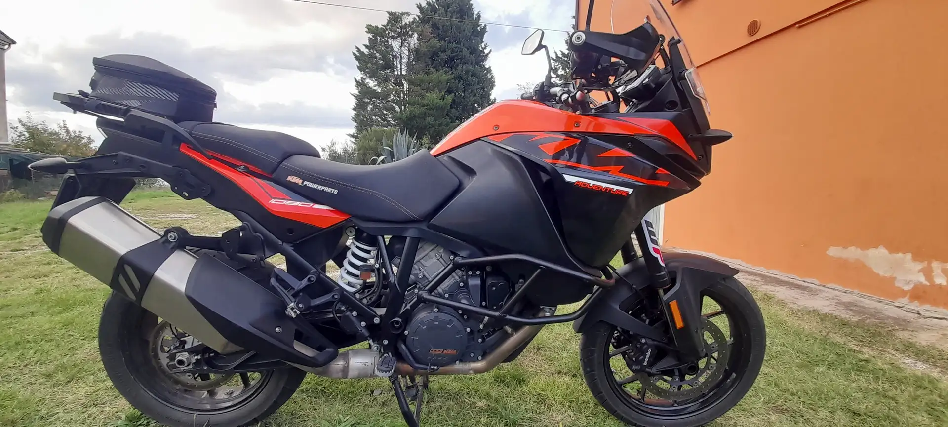 KTM 1090 Adventure S Orange - 2