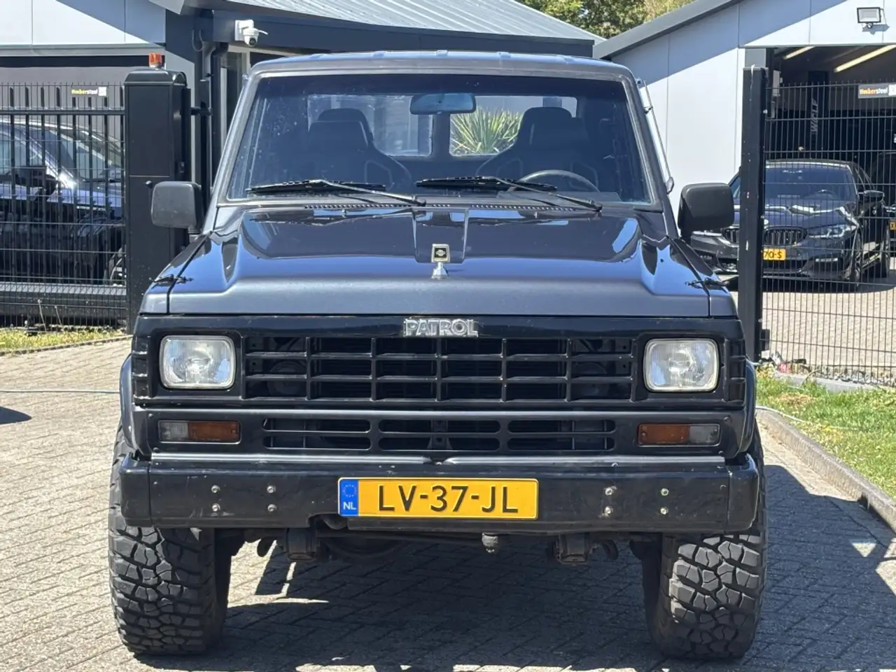 Nissan Patrol 2.8 6-Cilinder Benzine 1985 Belastingvrij 4X4, foto 2