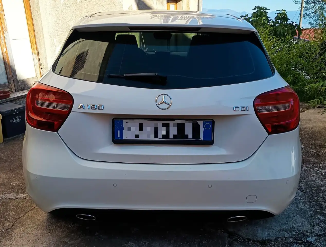 Mercedes-Benz A 180
