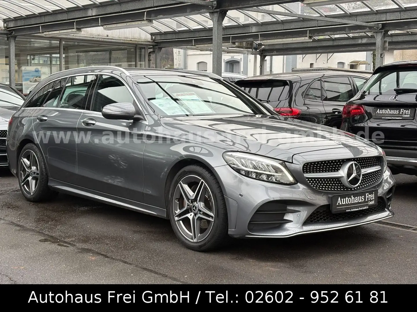 Mercedes-Benz C 180 T CGI AMG SPORT*LED*2-HAND*ALCANTARA*KAMER Grau - 1