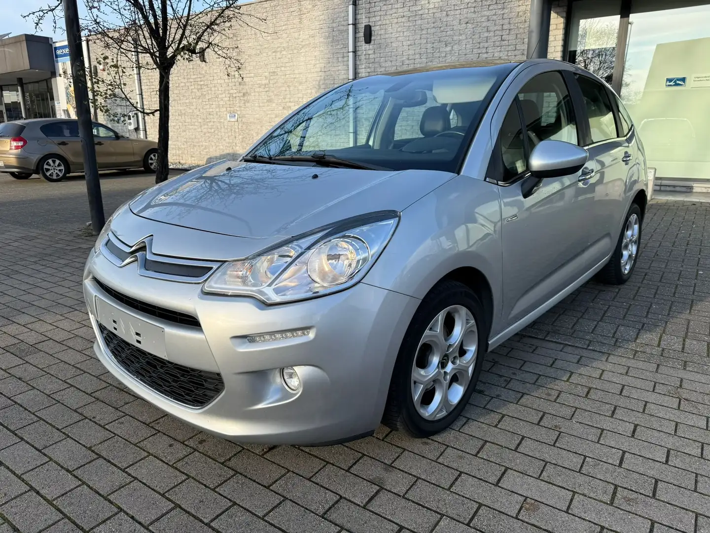 Citroen C3 C3 1.6i VTi Exclusive GARANTIE 1 AN/JAAR Silber - 1