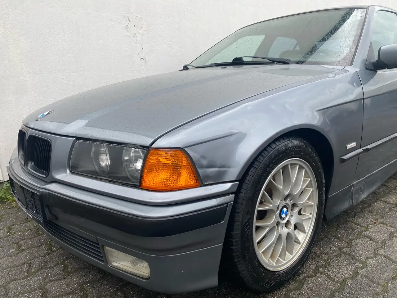 BMW 320i E36 Limosine Classic Car LM/TÜV NEU, foto 3