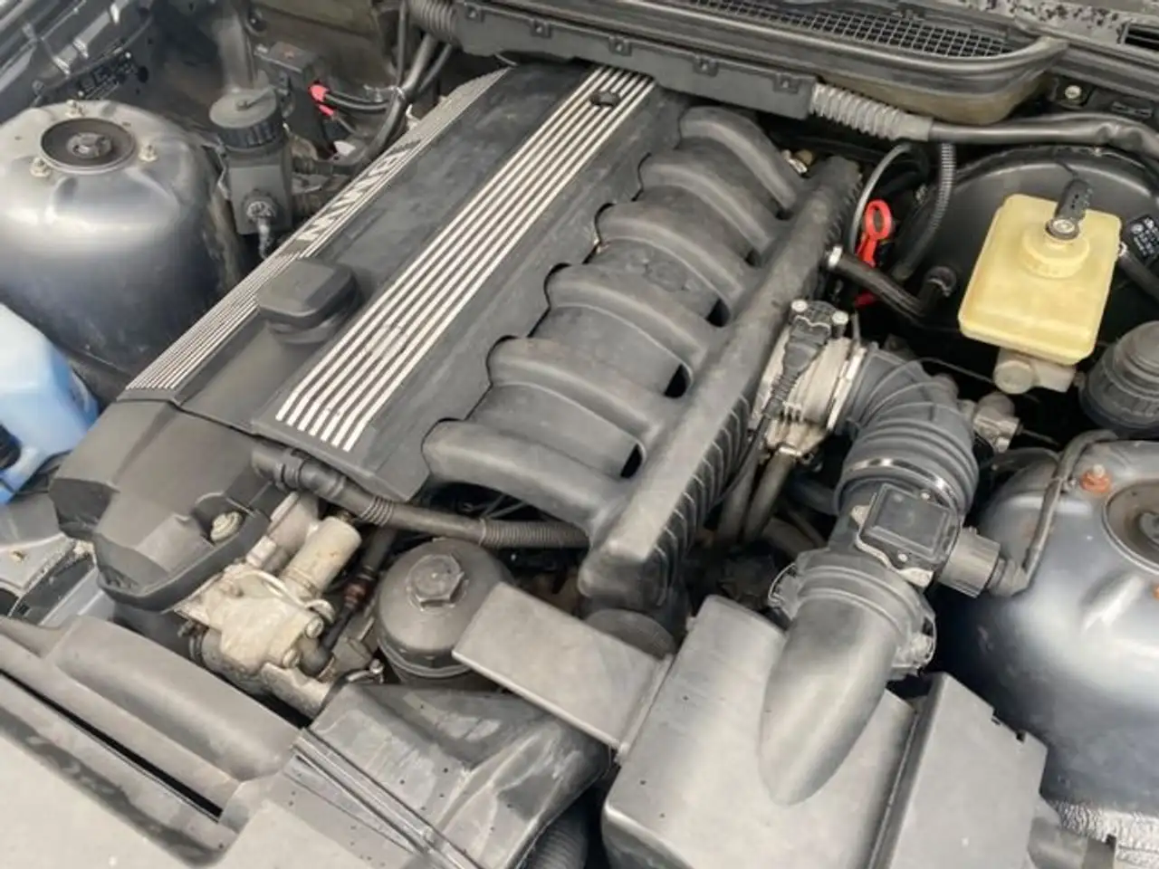 BMW 320i E36 Limosine Classic Car LM/TÜV NEU, foto 12