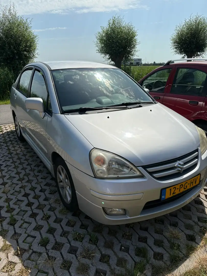 Suzuki Liana Liana 1.6 Exclusive Zilver - 1